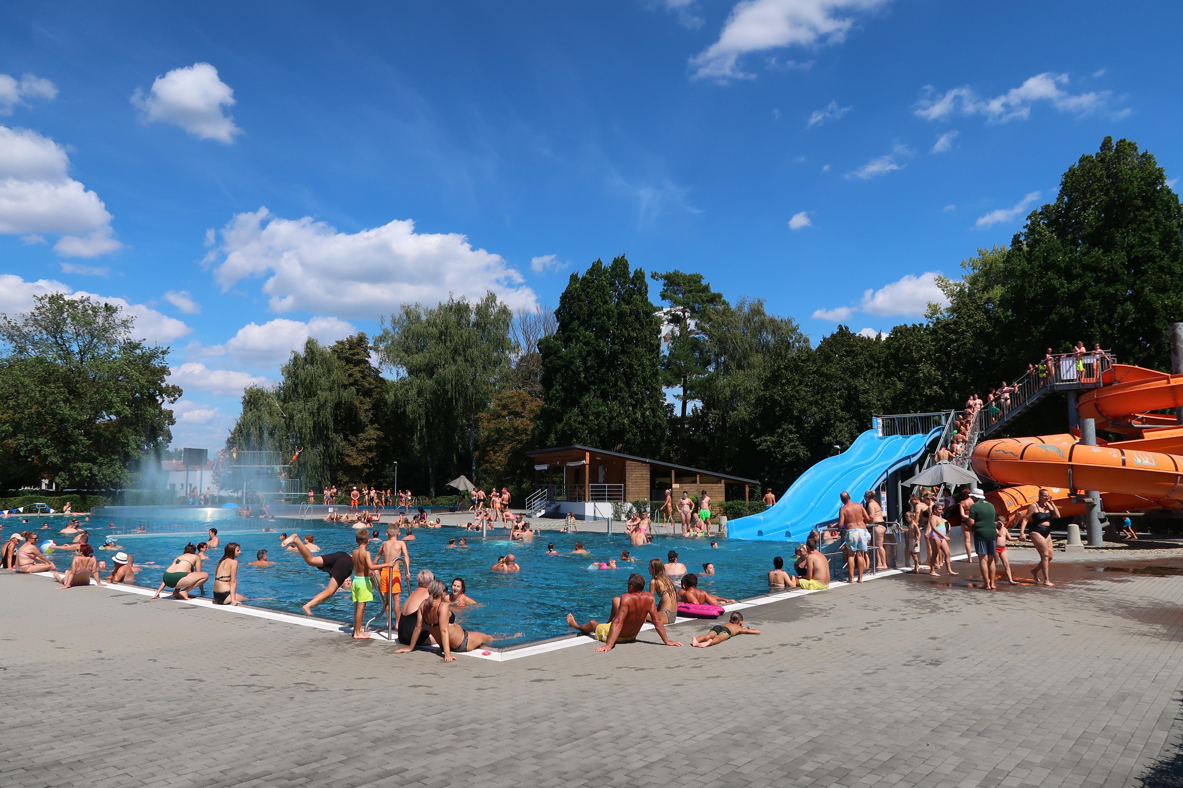Lázně Hodonín - letní koupaliště foto 6