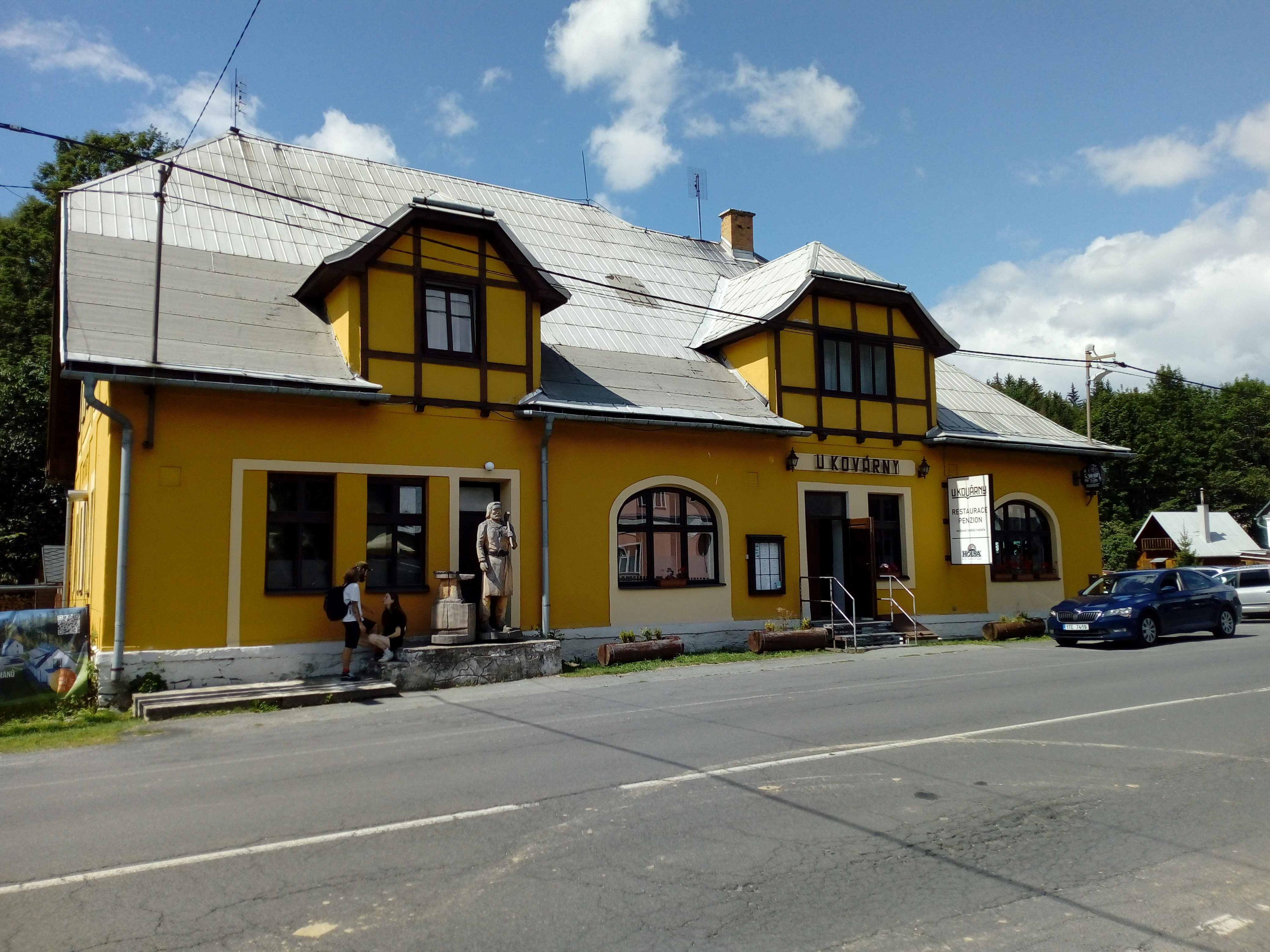 Restaurace a Penzion U Kovárny foto 2