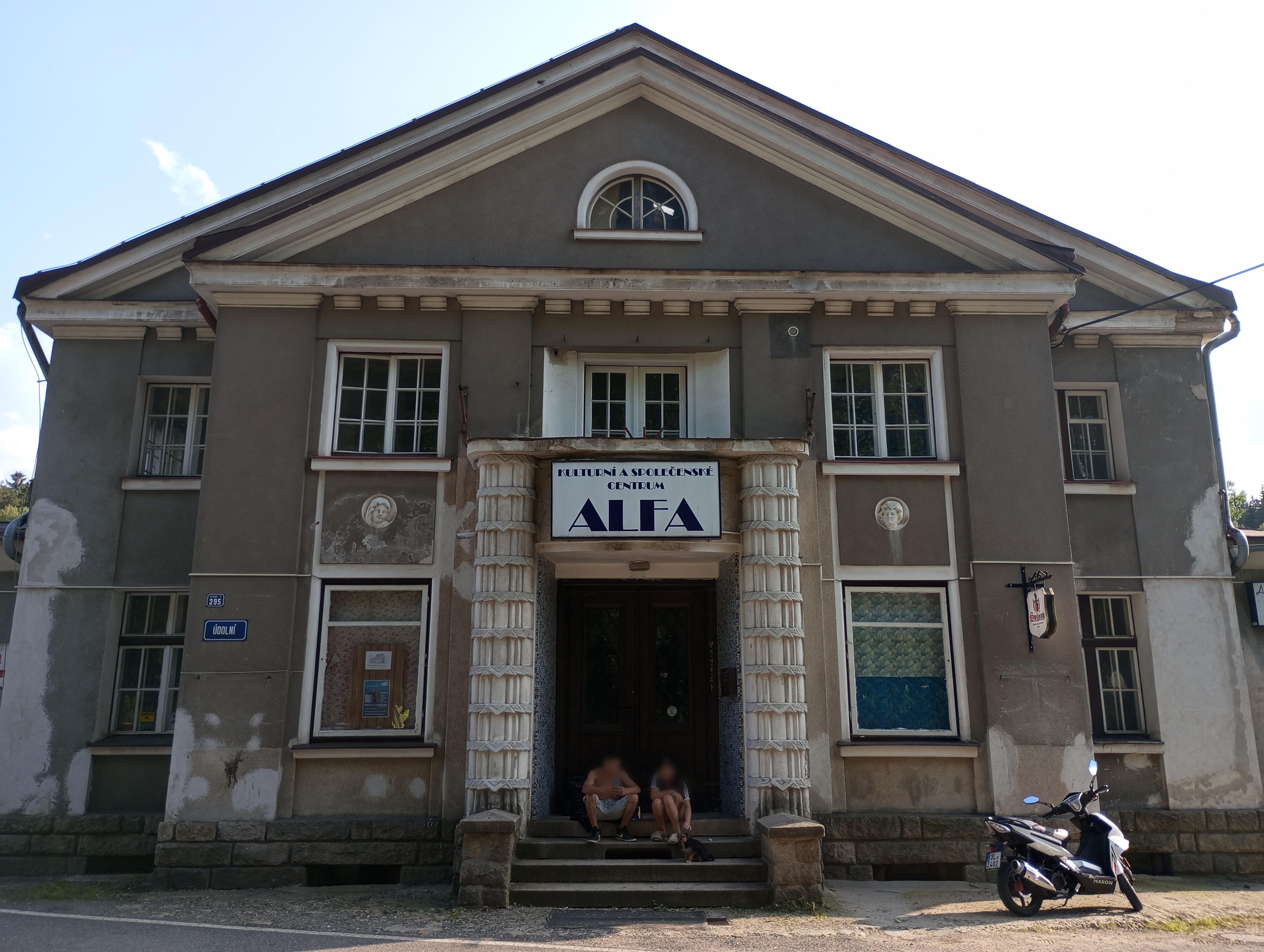 Kulturní a společenské centrum Alfa foto 2