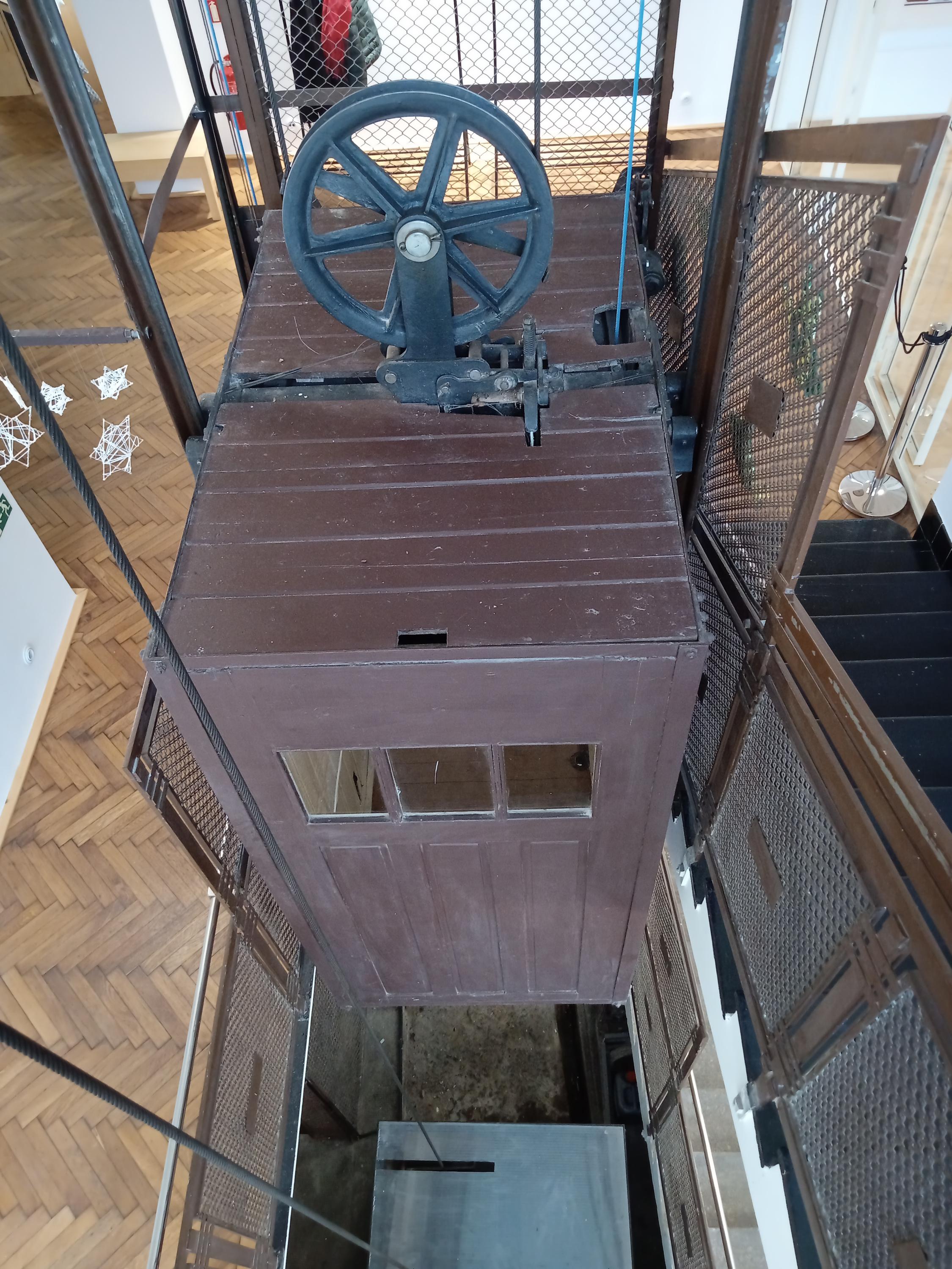 Knihovna Městského muzea v Jaroměři foto 4