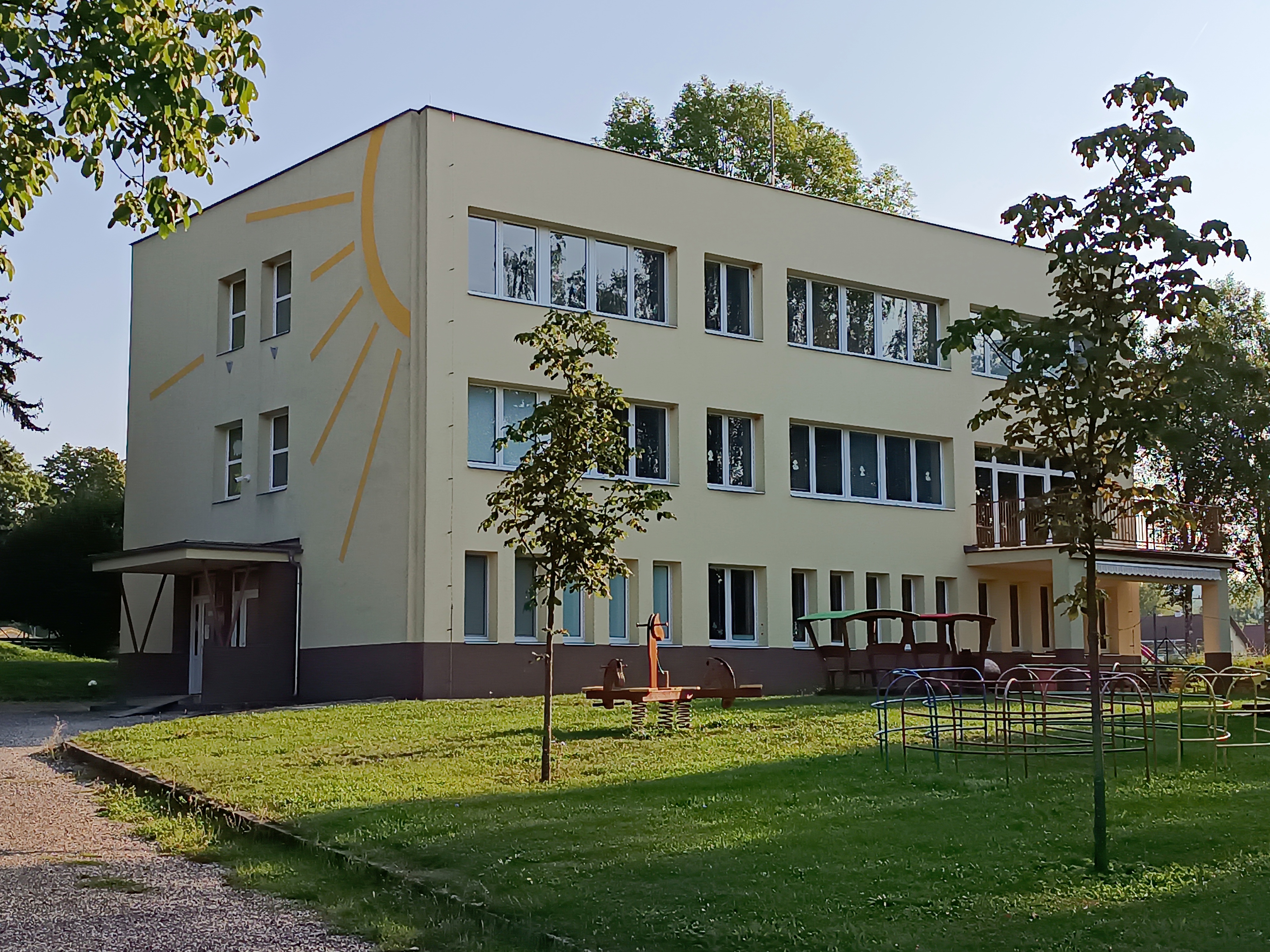 Masarykova ZŠ a MŠ Železnice