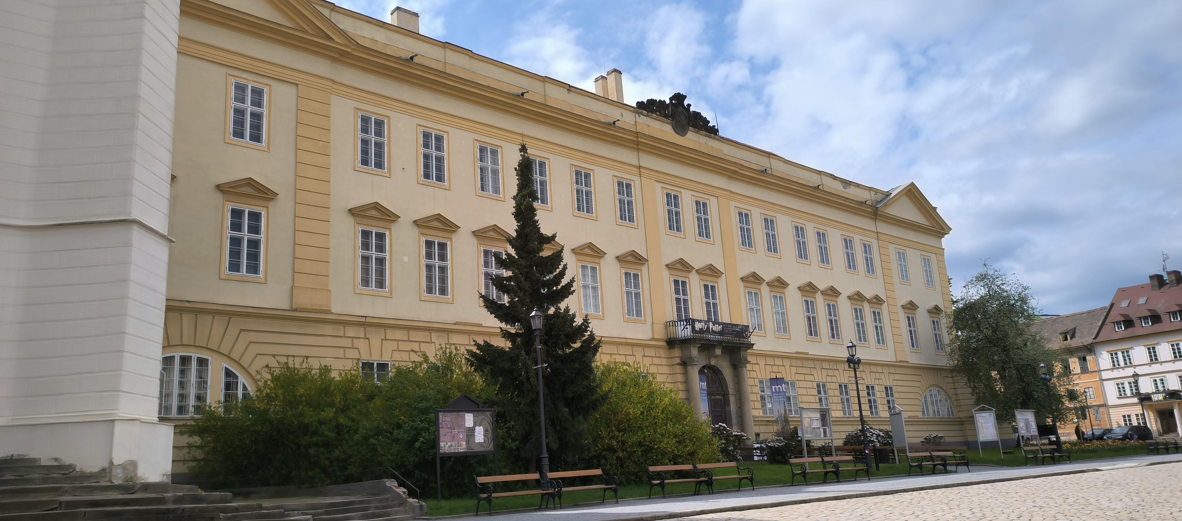 Knihovna Regionálního muzea Teplice foto 3