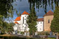 Fotografie Muzeum Jindřichohradecka – kostel sv. Jana Křtitele a minoritský klášter