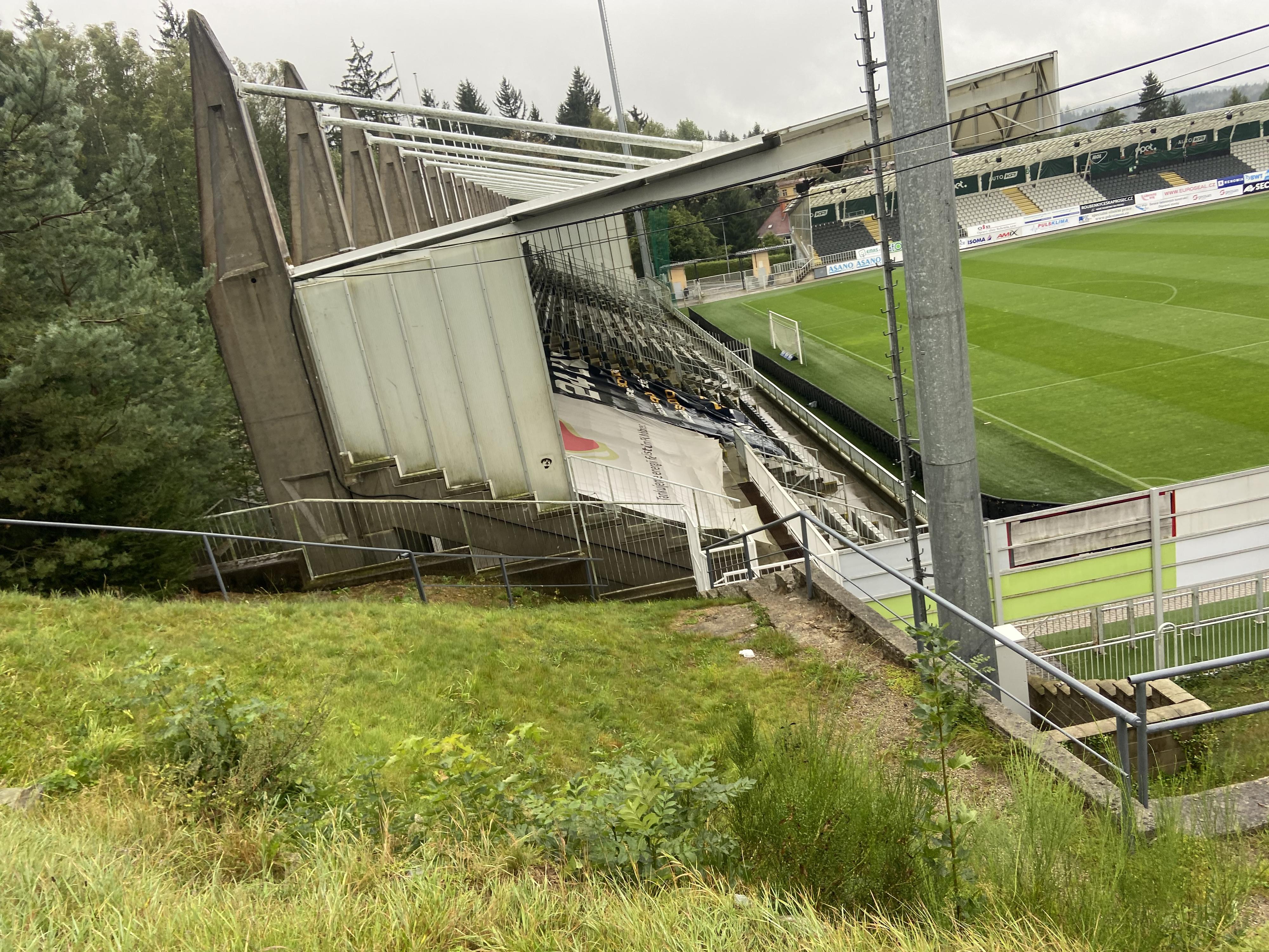 Fotbalový stadion Střelnice foto 3