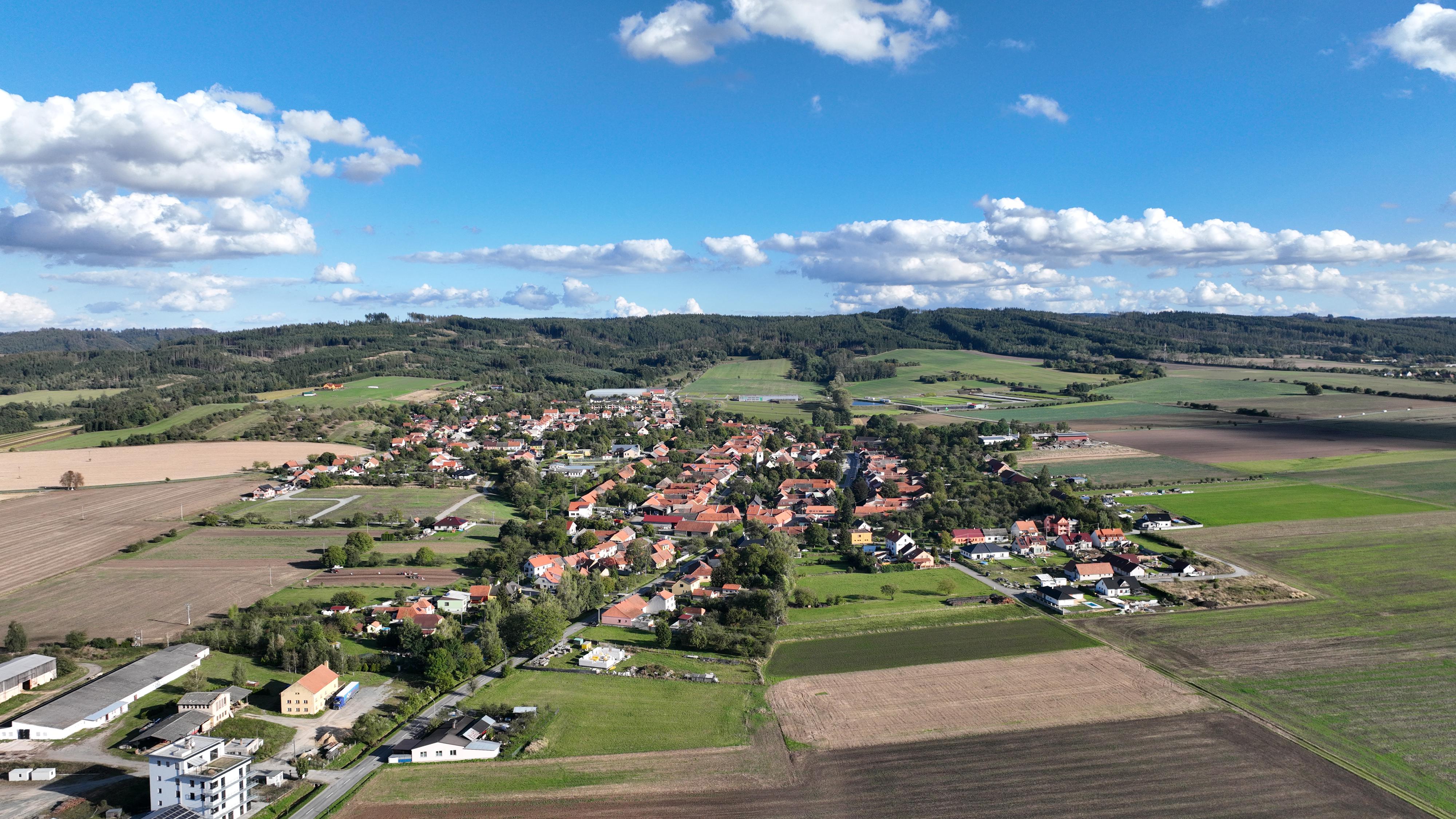 Cetkovice - obecní úřad foto 2