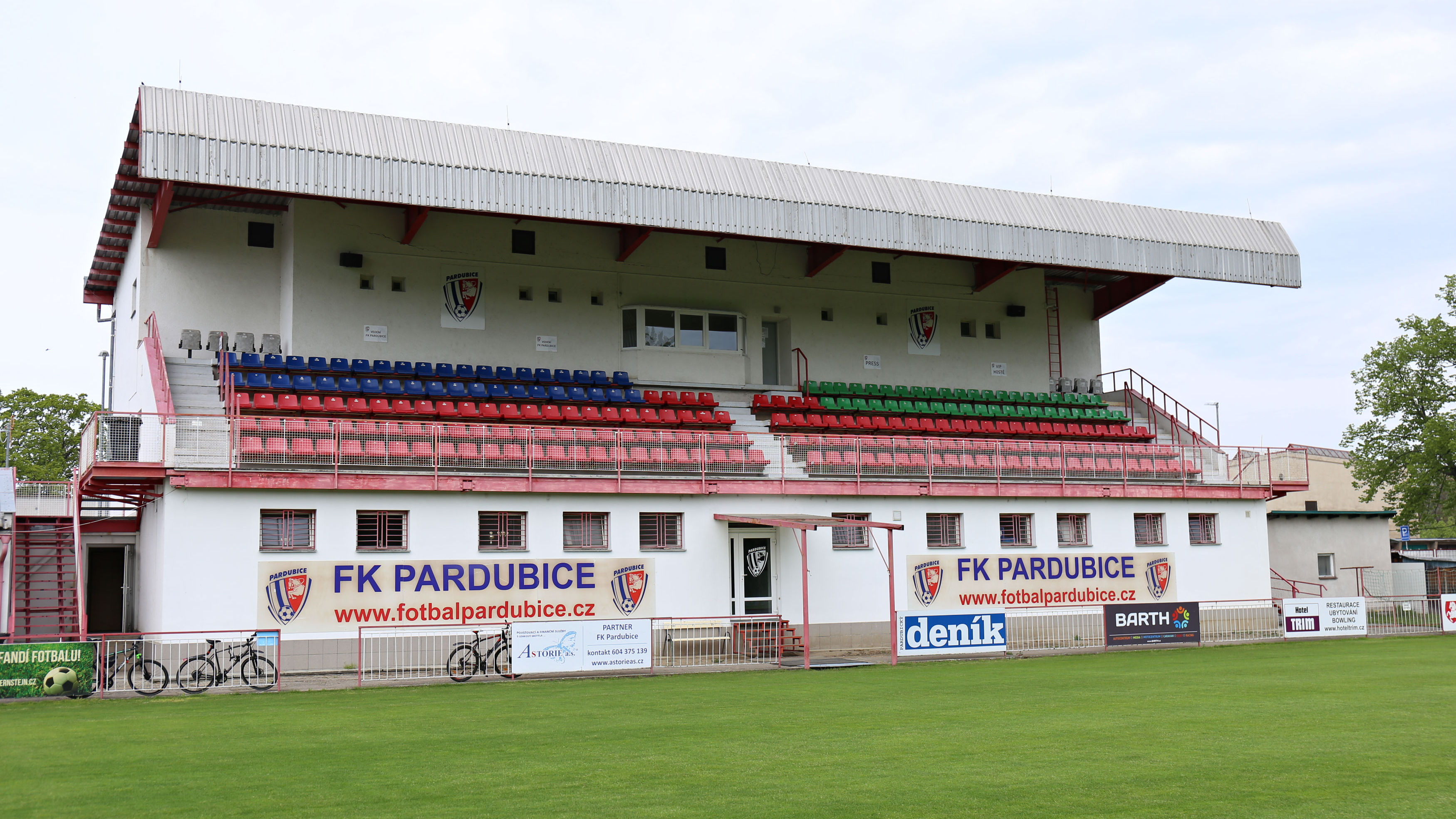 Stadion Pod Vinicí foto 2