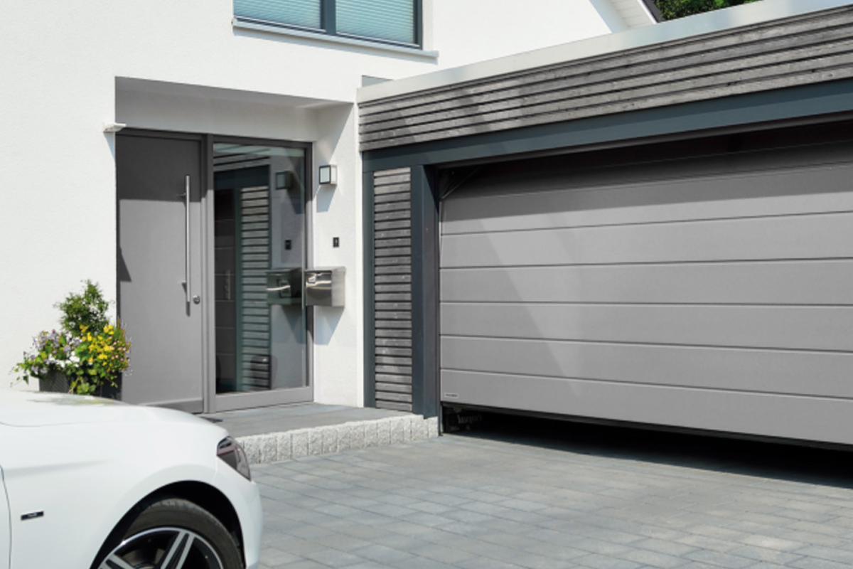 Montujeme-vrata.cz - garážová a průmyslová vrata