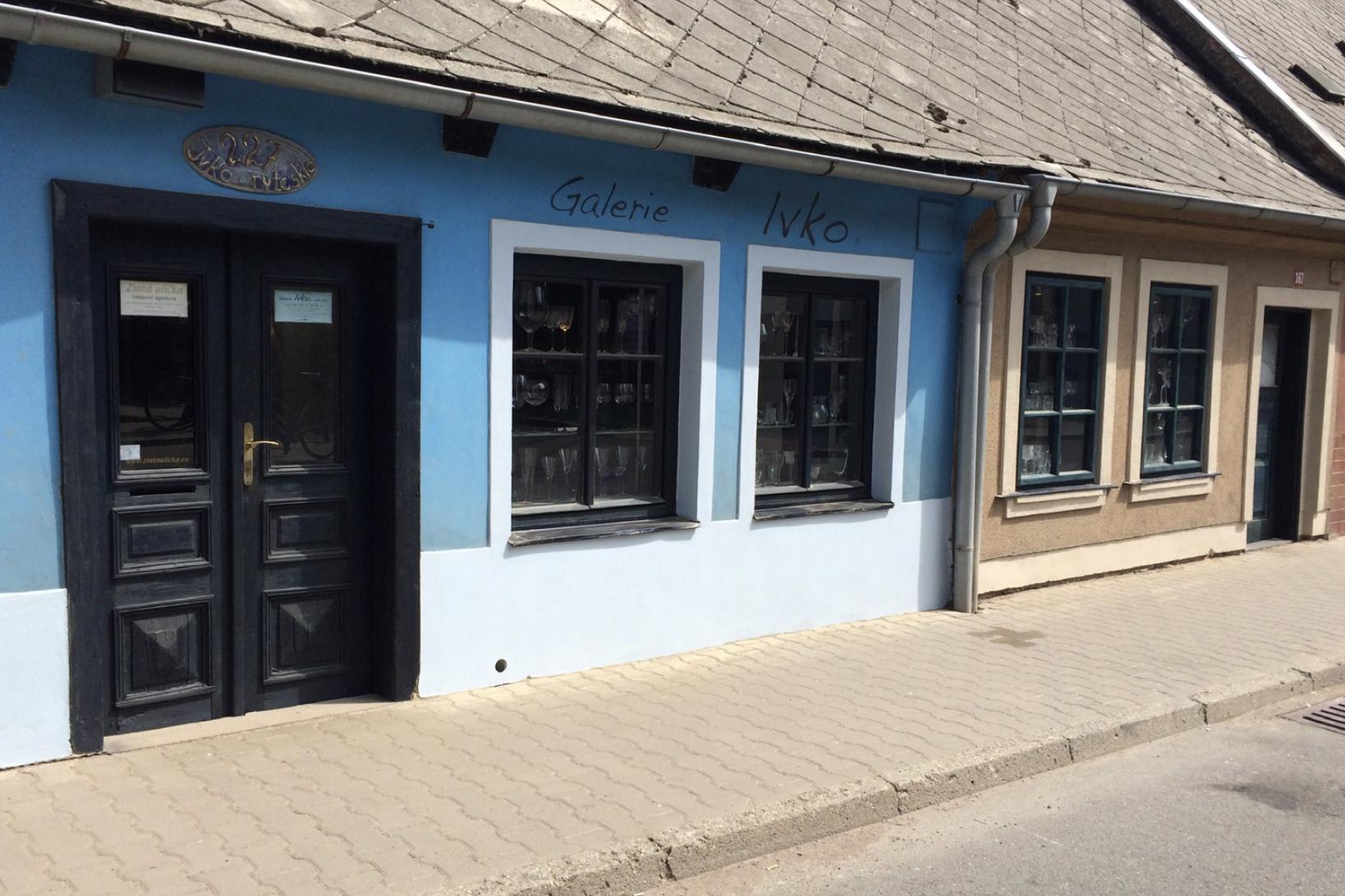 Galerie lvko ryté sklo