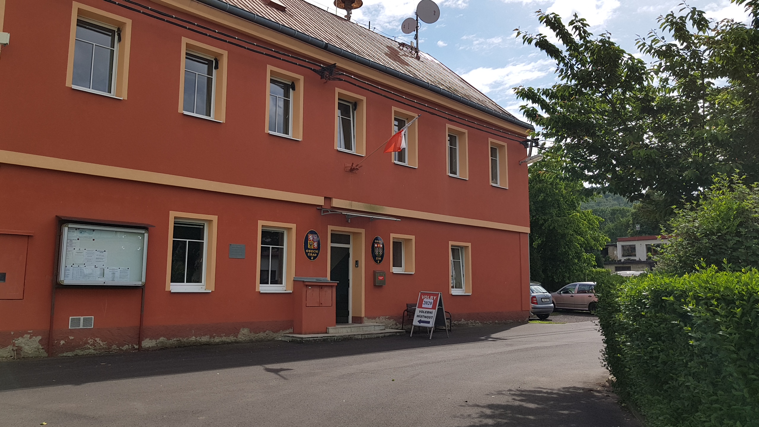 Žim - obecní úřad foto 2