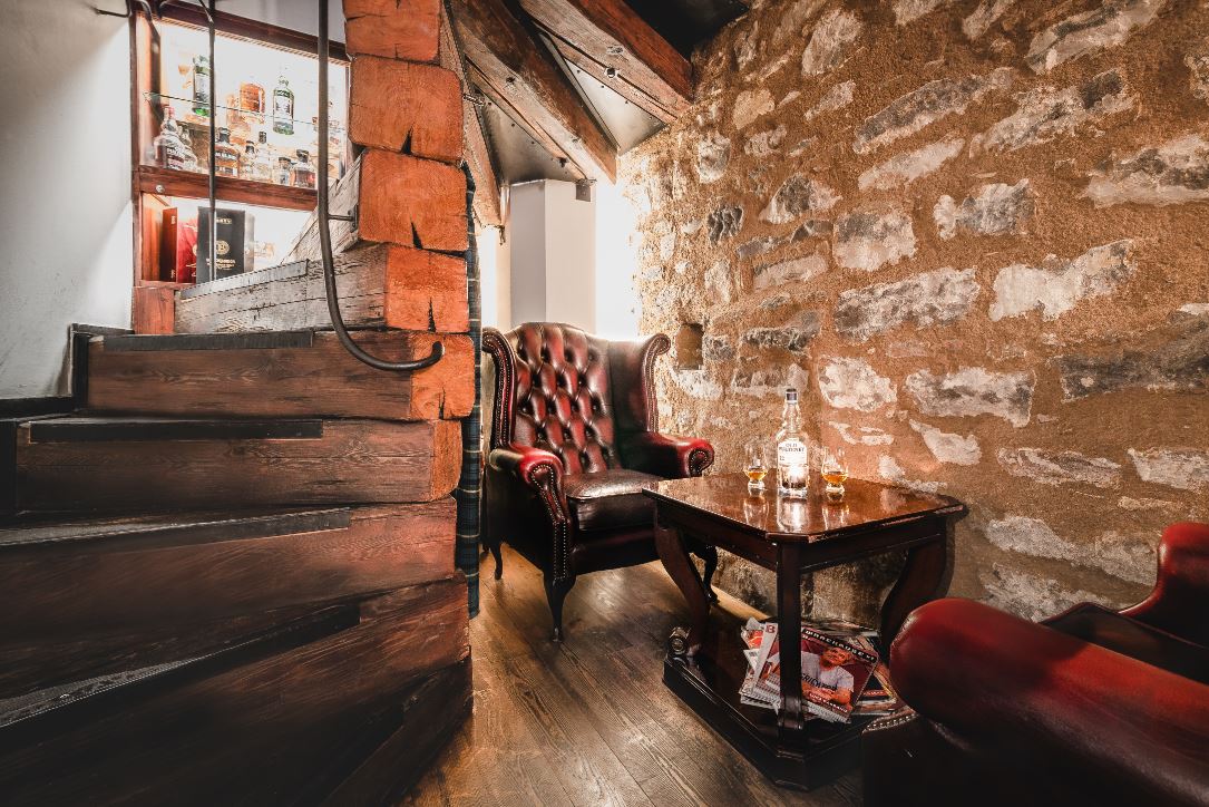 Whiskeria bar Jindřišská věž foto 3