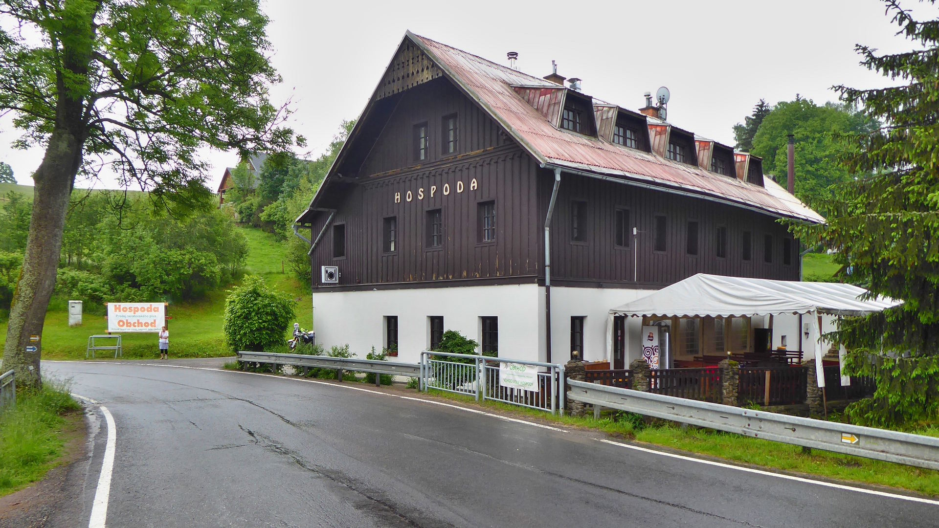 Neratovská hospoda foto 3