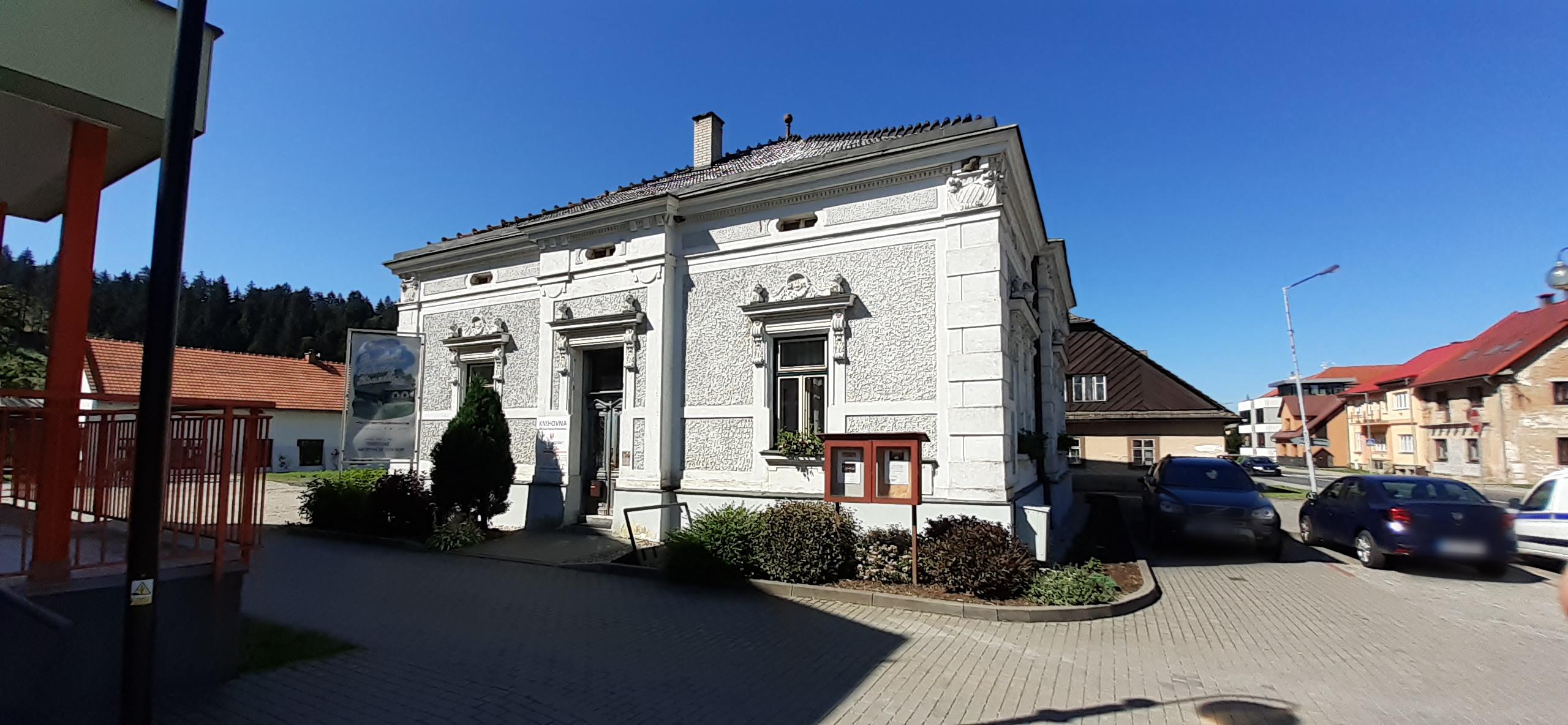 Obecní knihovna Nový Hrozenkov foto 4