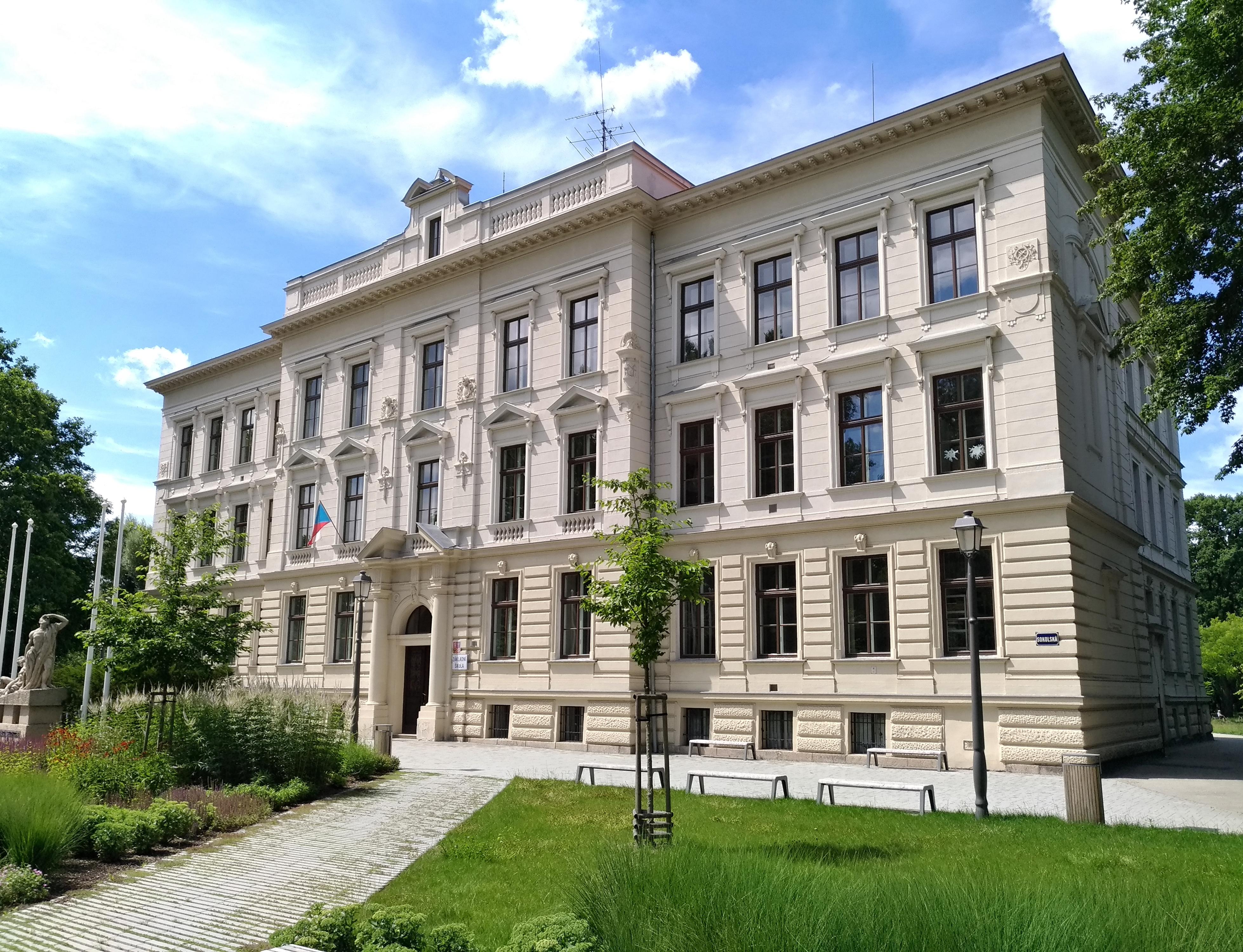 Základní škola Třeboň, Sokolská 296 foto 3