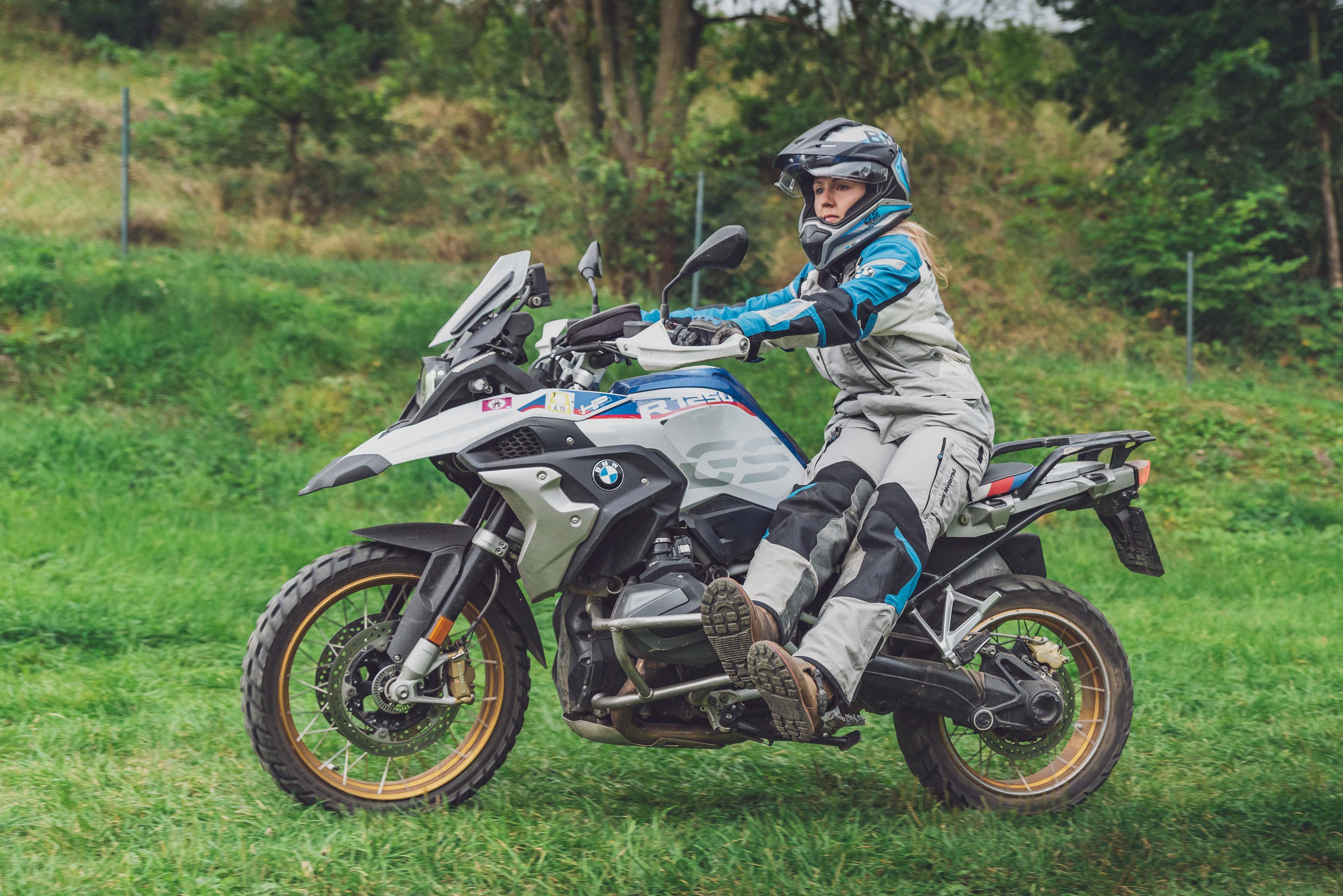 Motoškola Přijďte se projet foto 5
