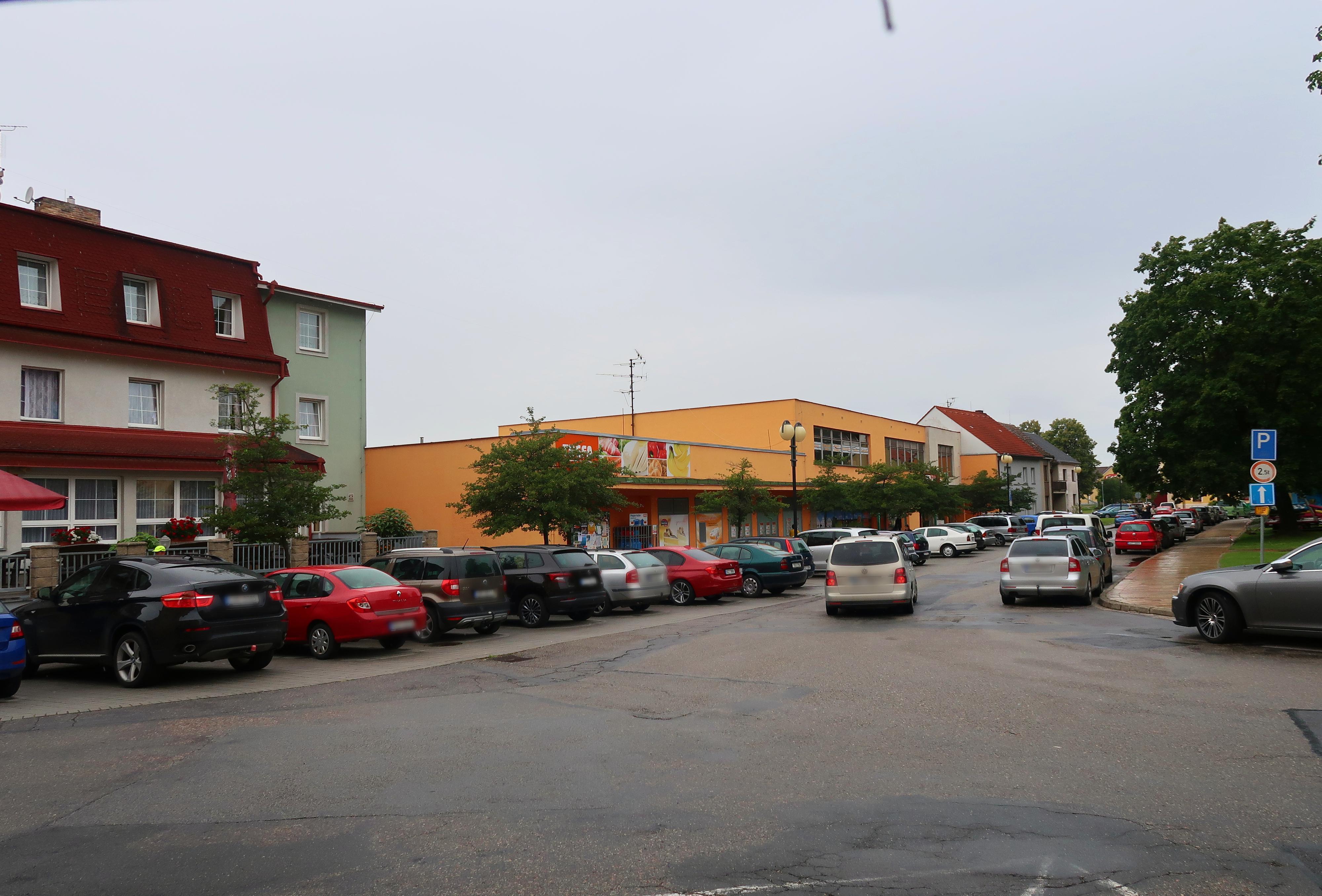 Supermarket Trefa foto 2