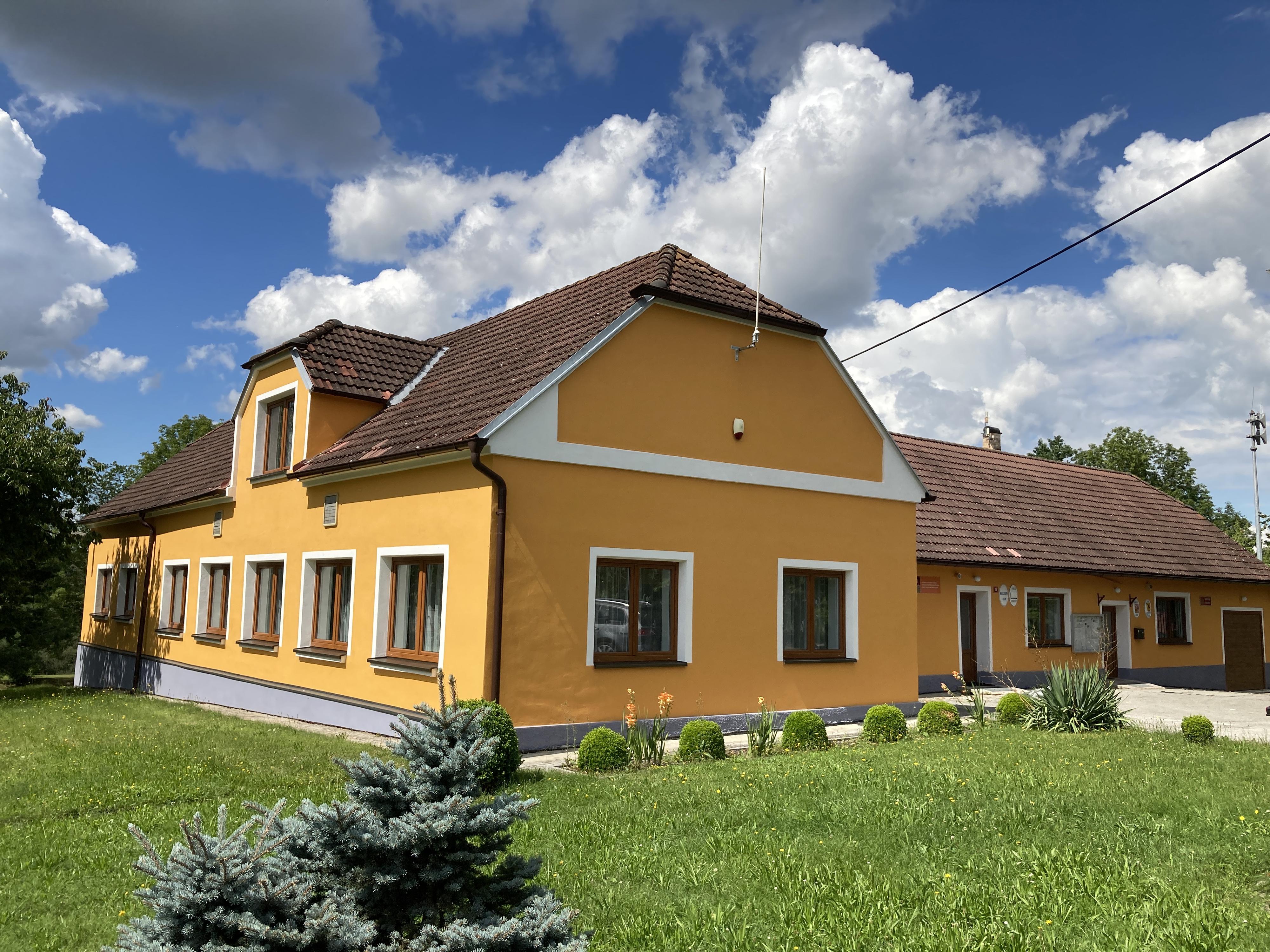 Horní Kněžeklady - obecní úřad foto 1