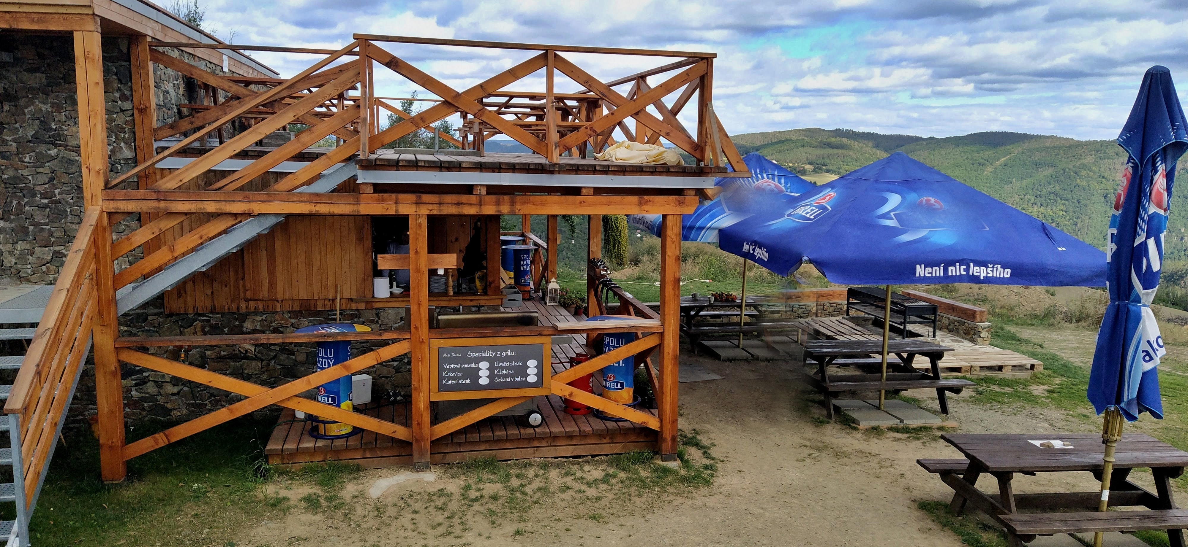 Rozhledna Milada & Naše Bistro foto 4