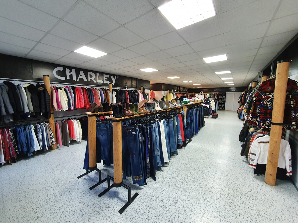 CHARLEY – outlet foto 4