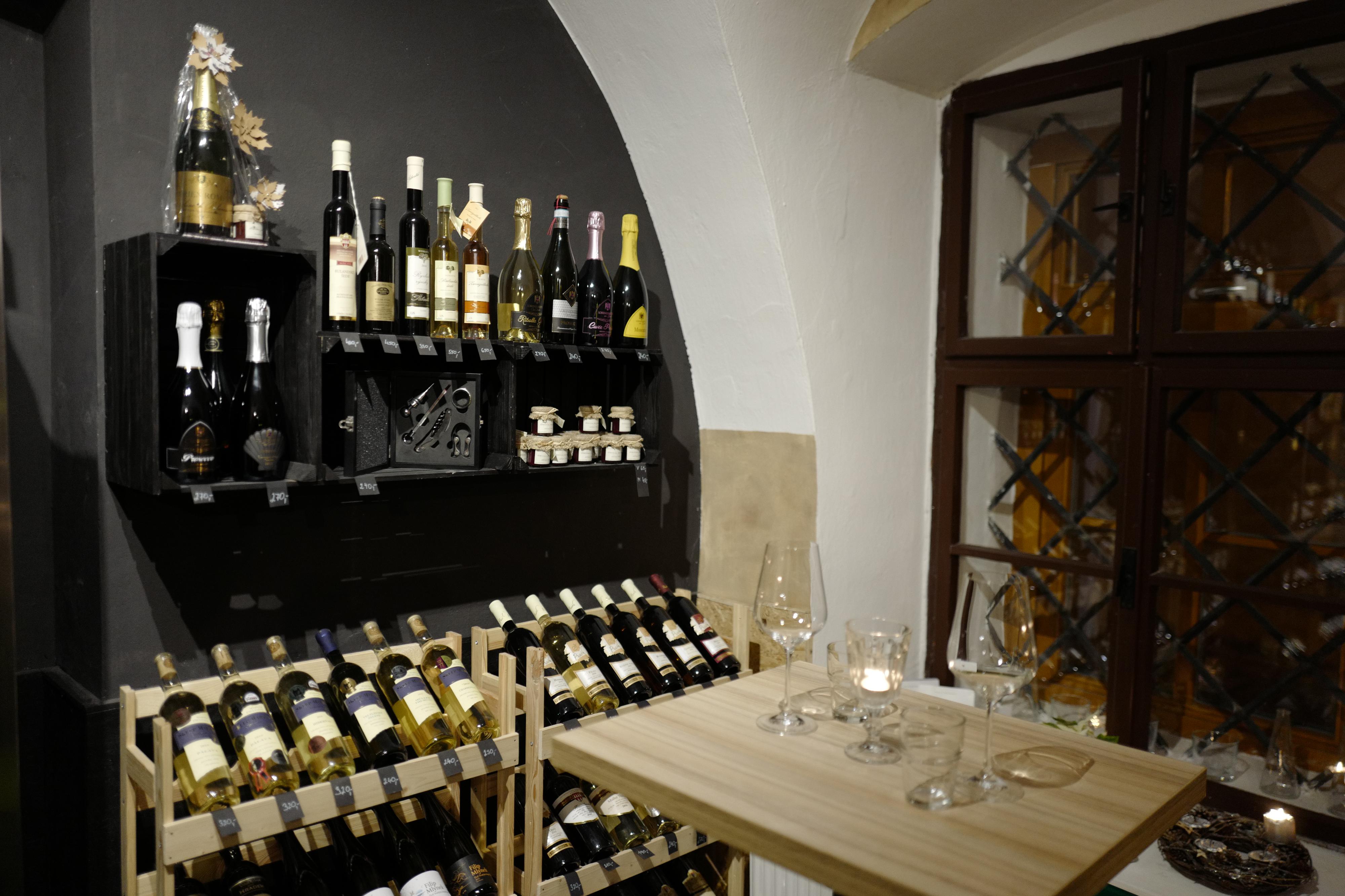 ROYAL WINES foto 2