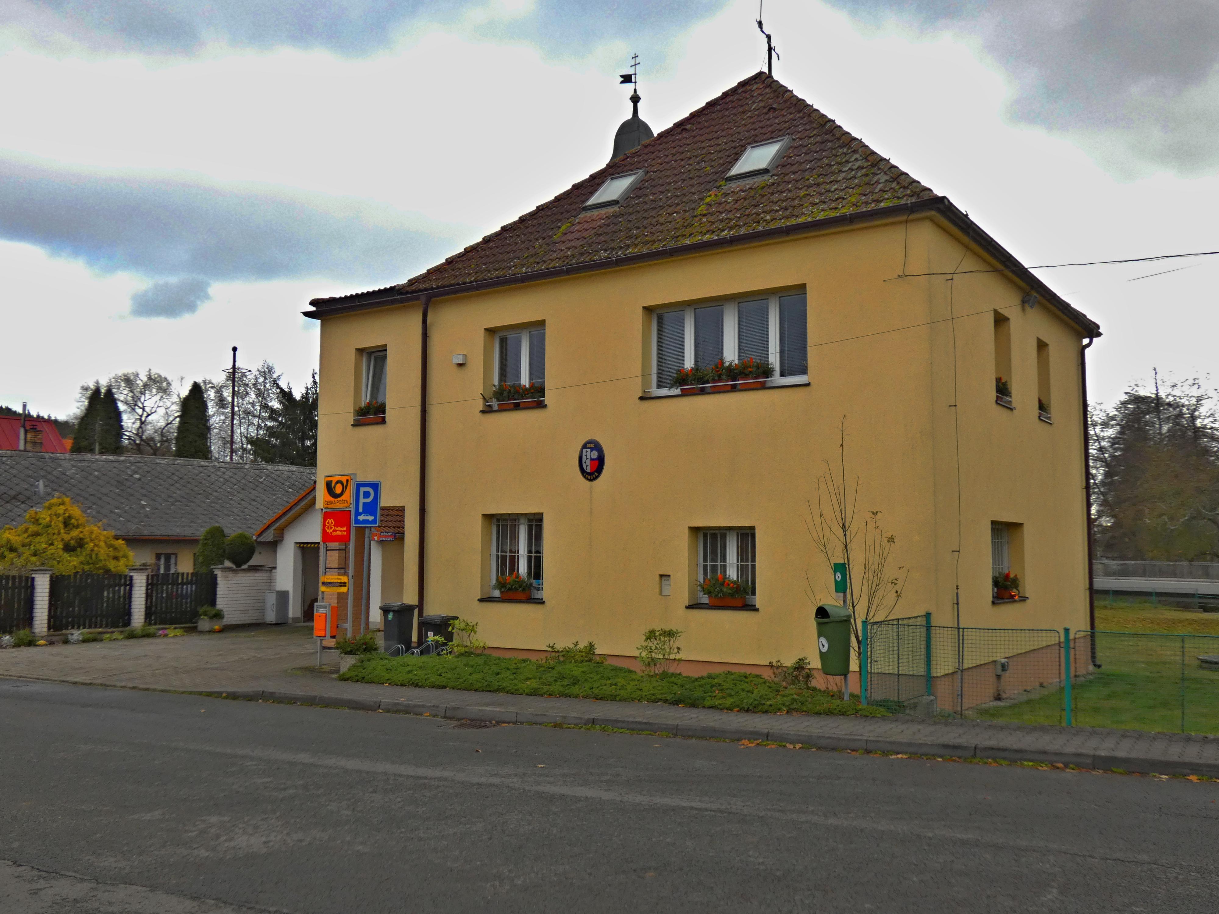 Trnová - obecní úřad foto 2