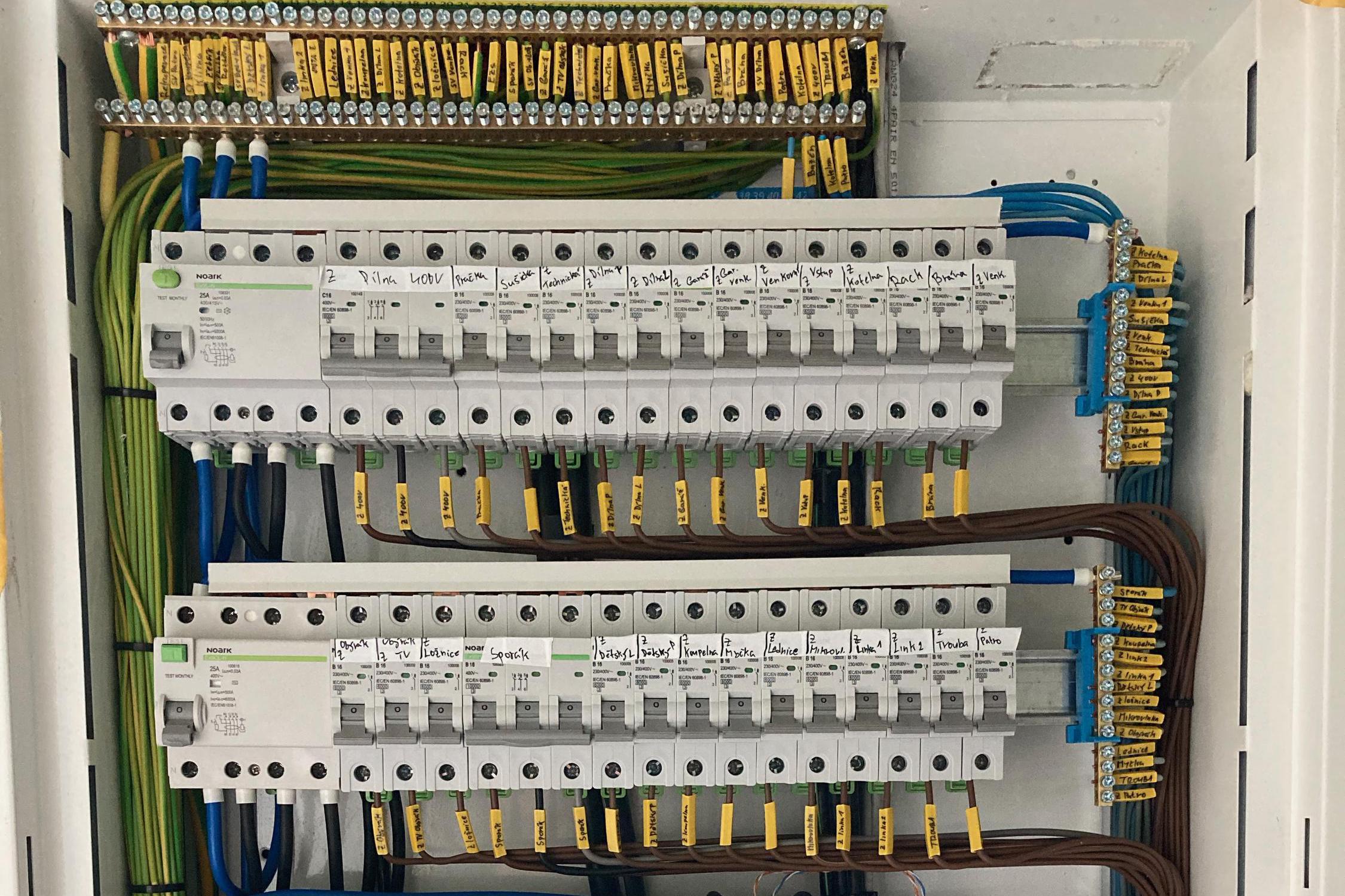 Josef Čapek - Elektroinslatace