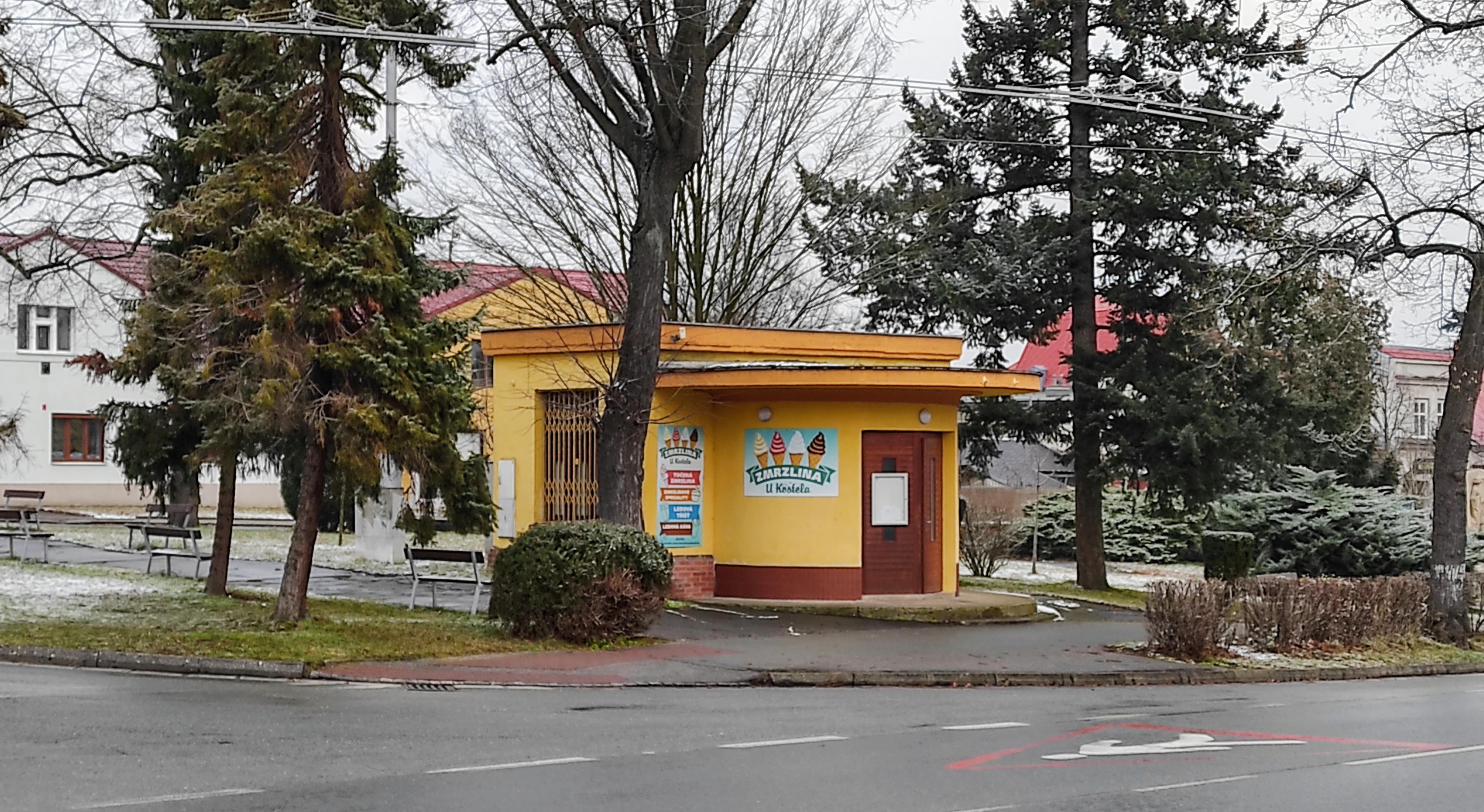 Zmrzlina U kostela