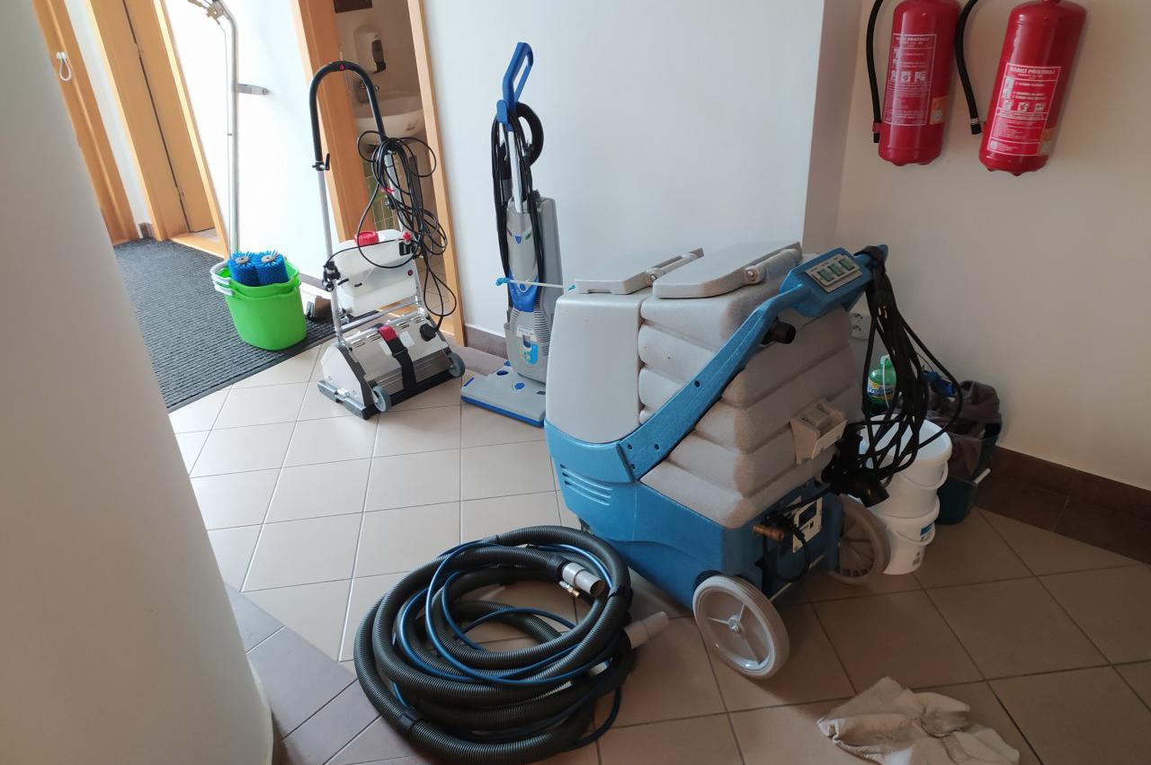 Čištění koberců, čalounění, kůže | KlinServis.cz