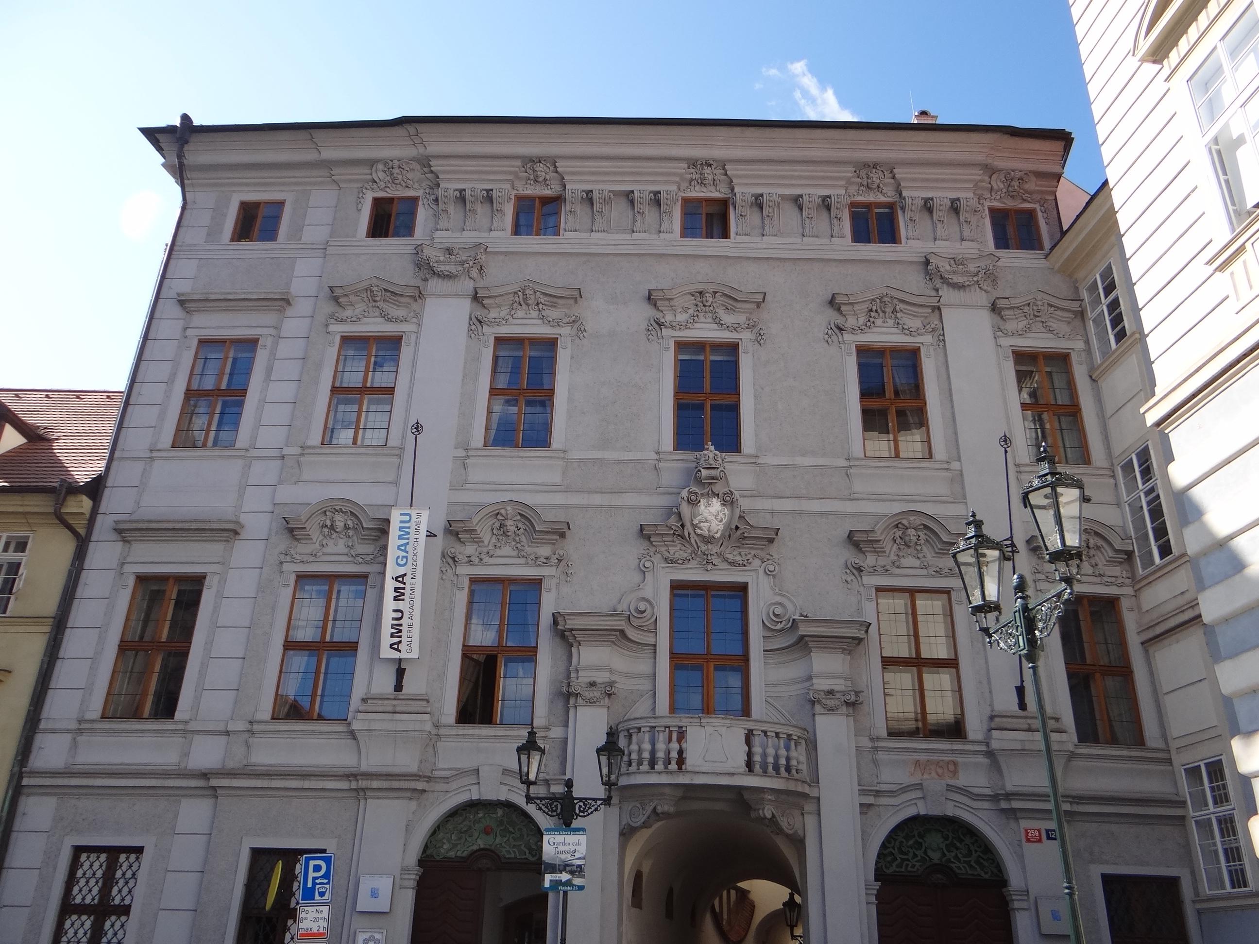 Akademie múzických umění v Praze foto 2