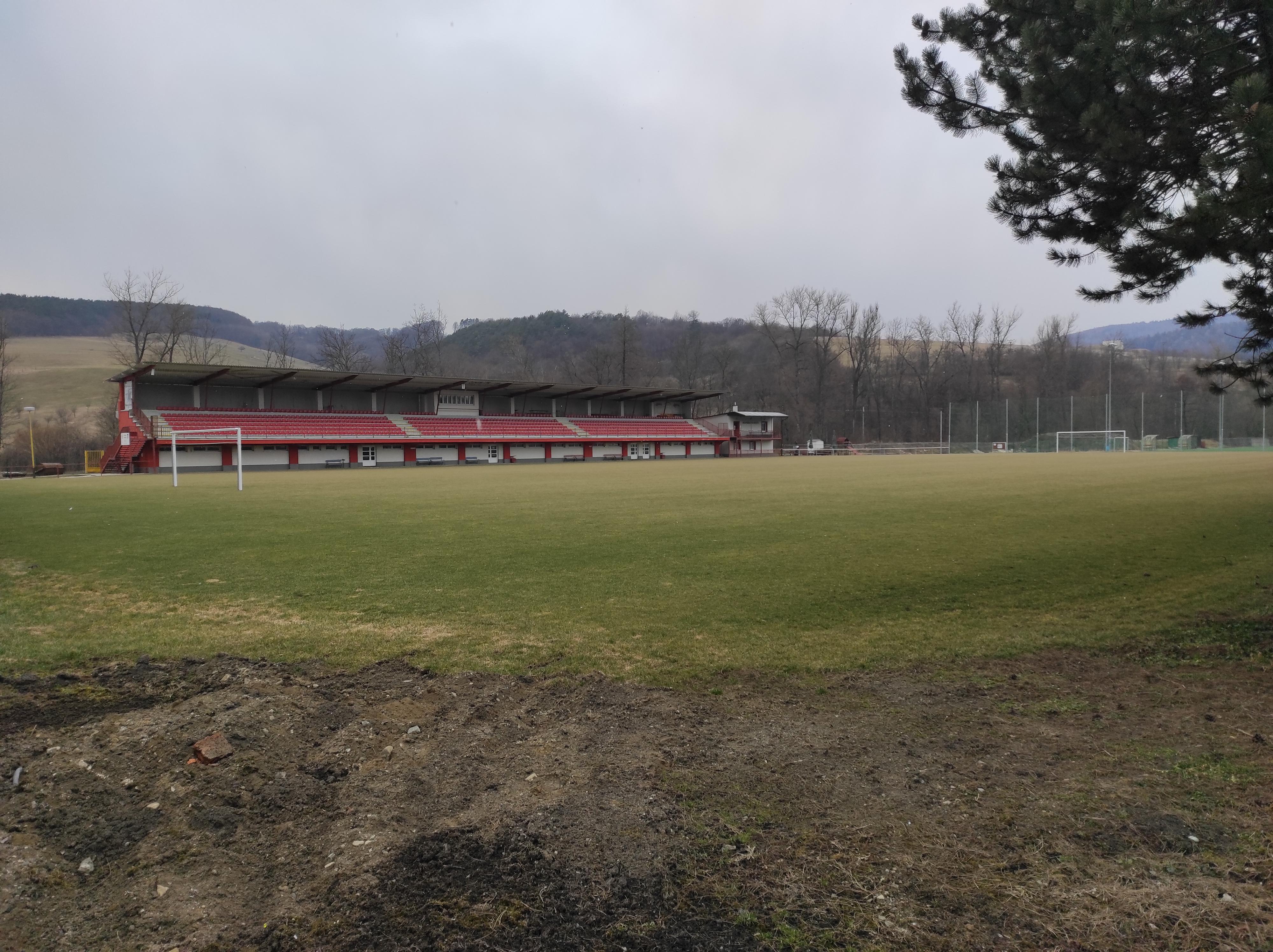 Fotbalový stadion Brumov foto 3