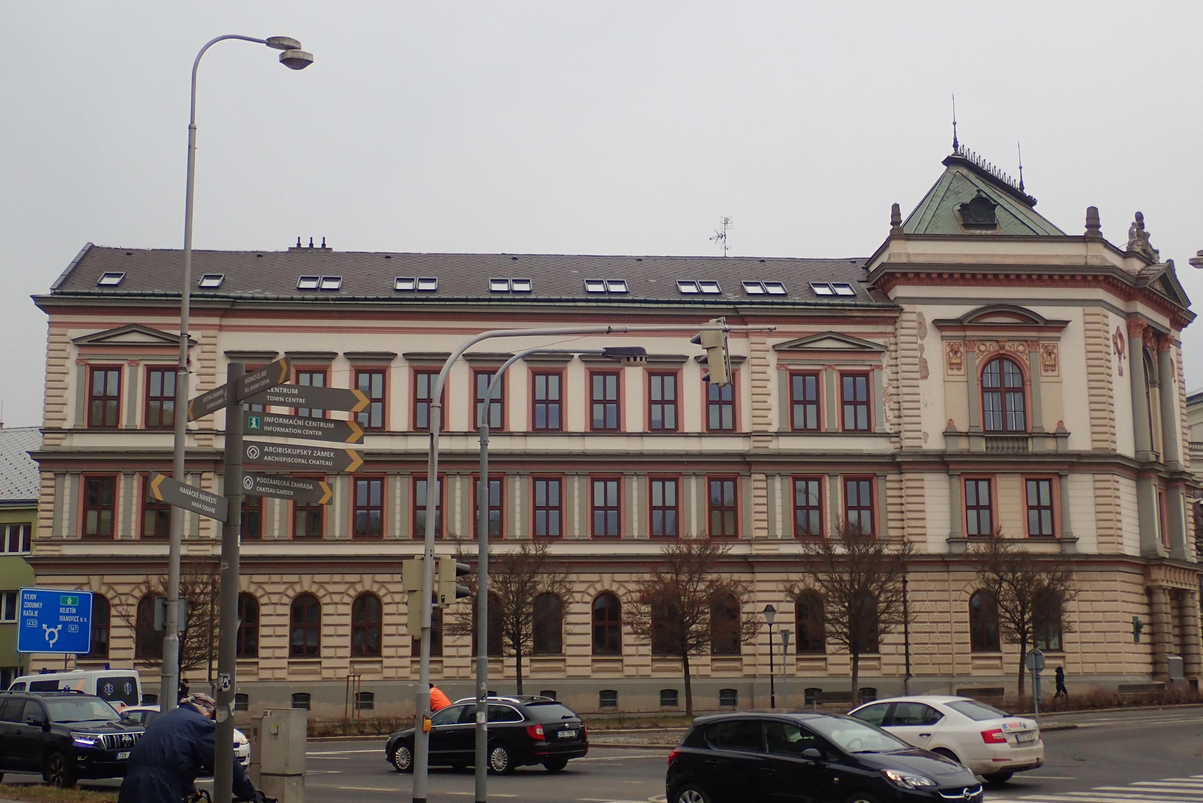 Gymnázium Kroměříž foto 2
