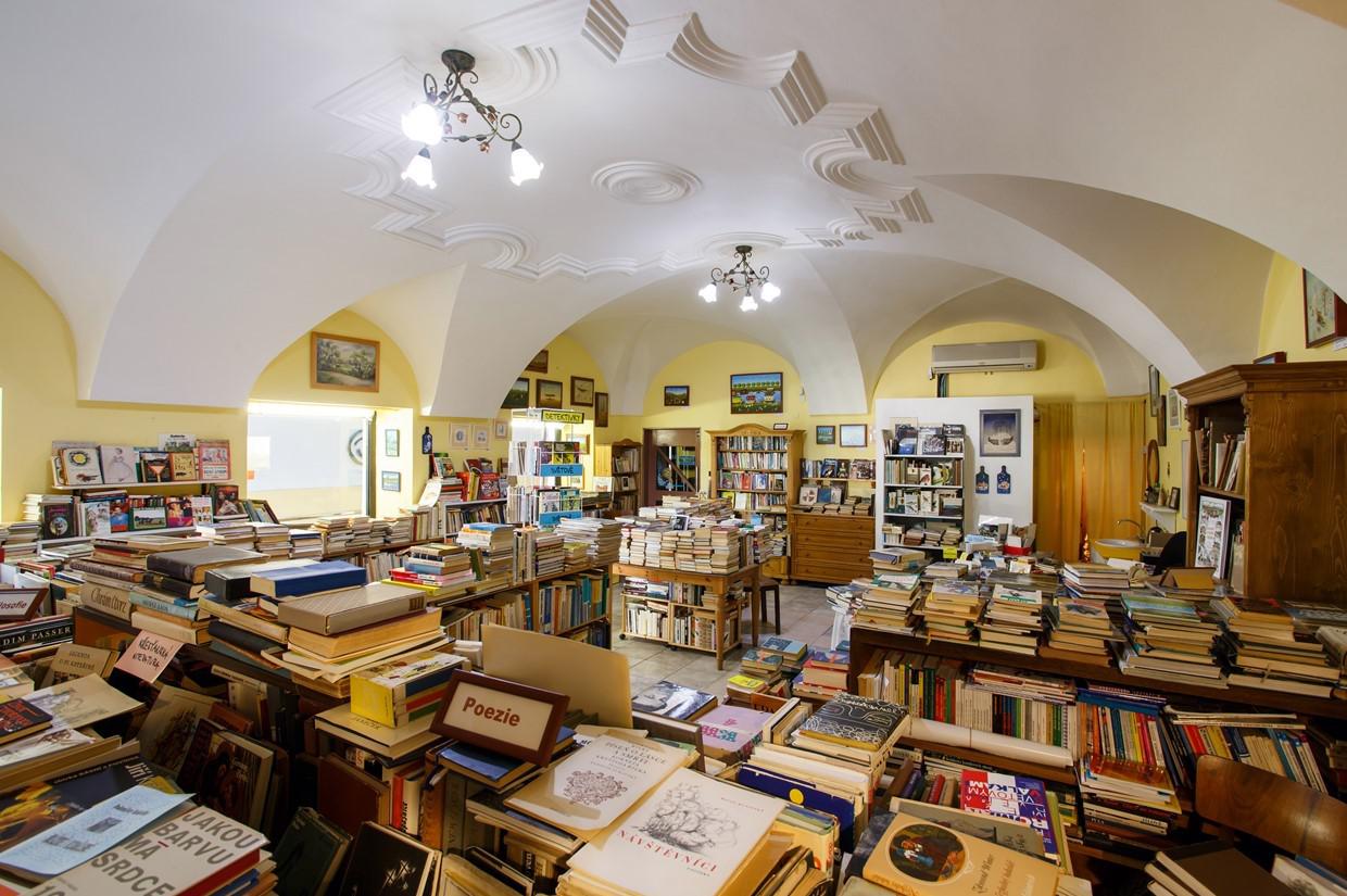 Knihárium- Antikvariat