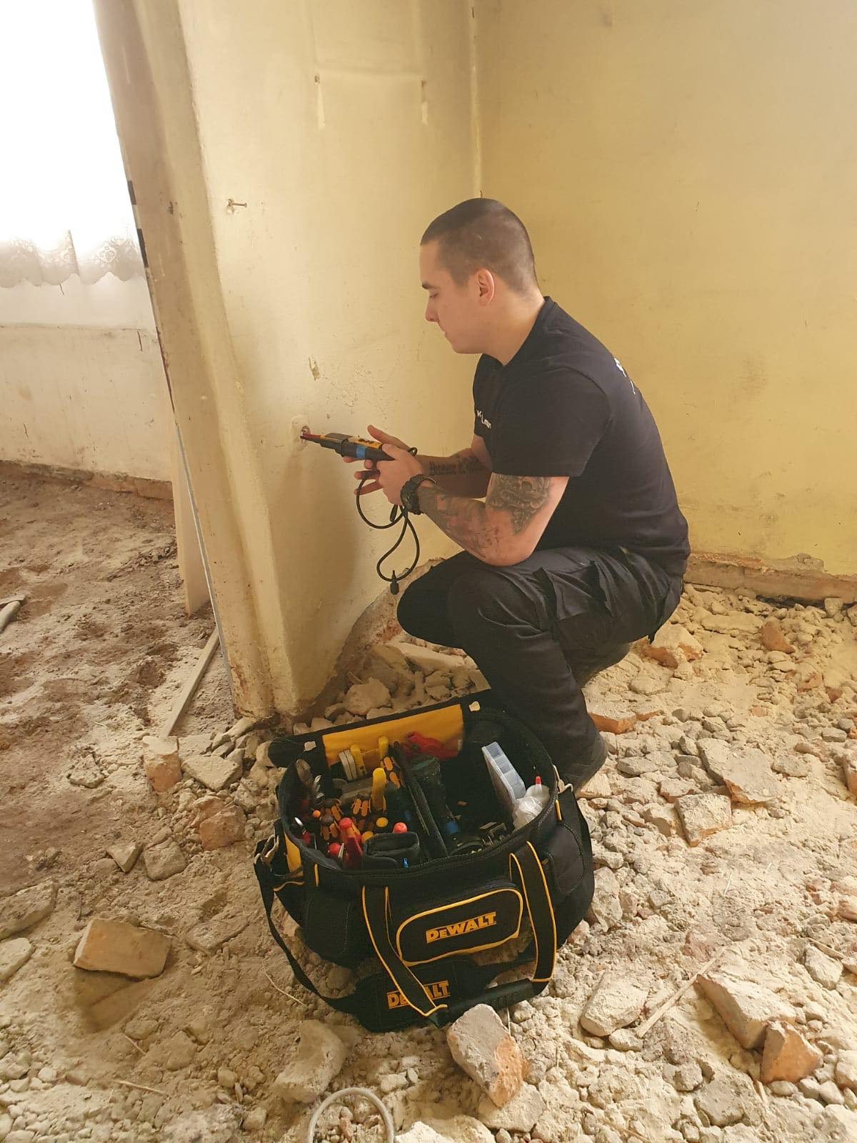 Elektrikář/Revizní technik Lukáš Květ foto 2