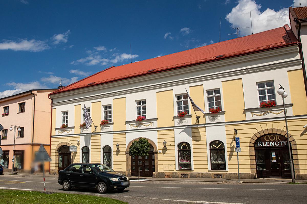 Penzion Šatlava & Apartmány na Skále