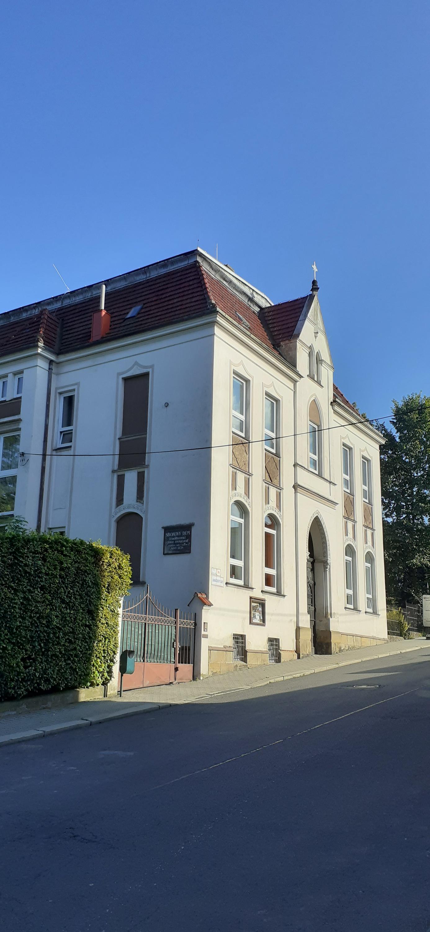 Farní sbor Českobratrské církve evangelické v Novém Jičíně foto 2