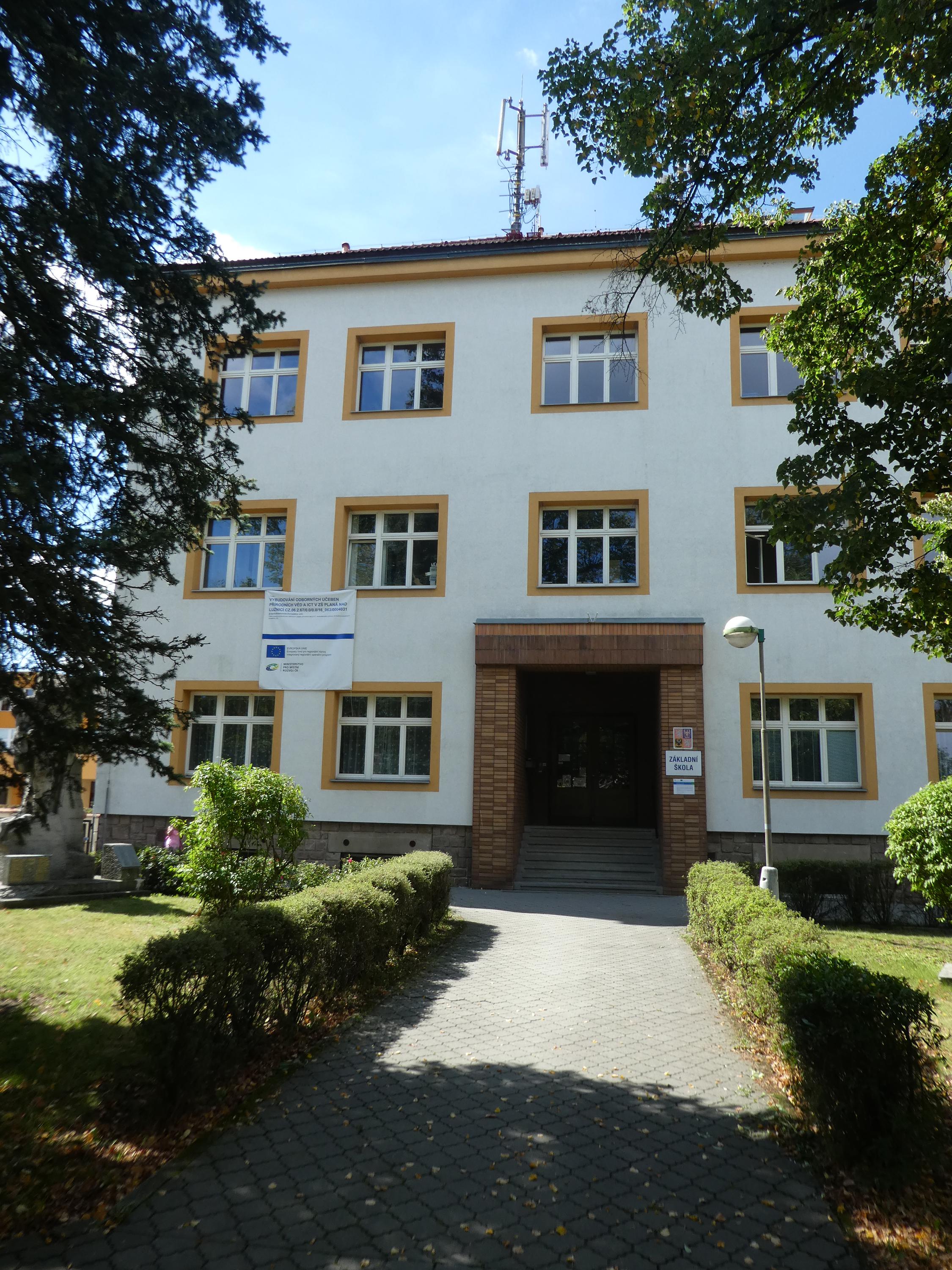 ZŠ Planá nad Lužnicí foto 2