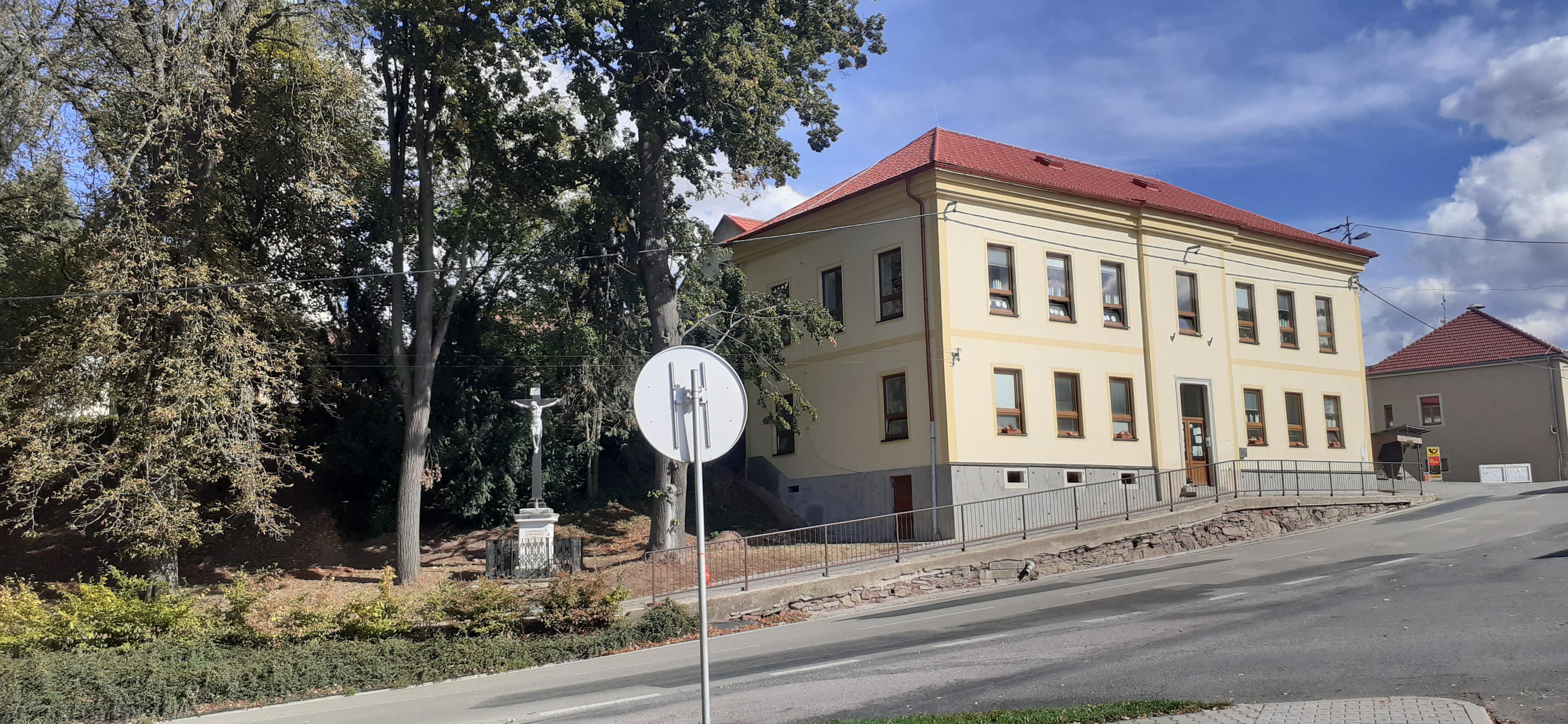 ZŠ a MŠ Sebranice foto 3