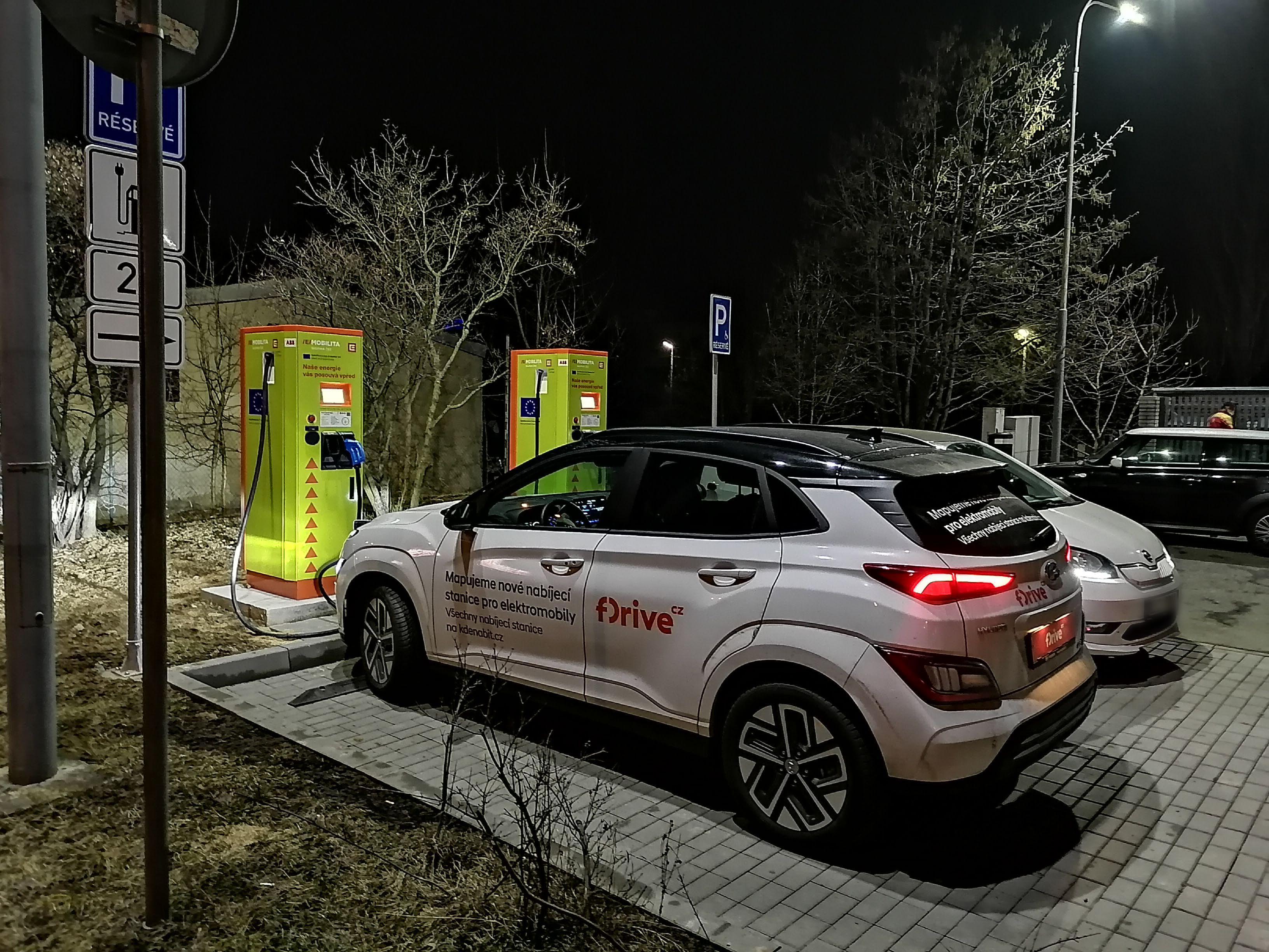 Nabíjecí stanice ČEZ