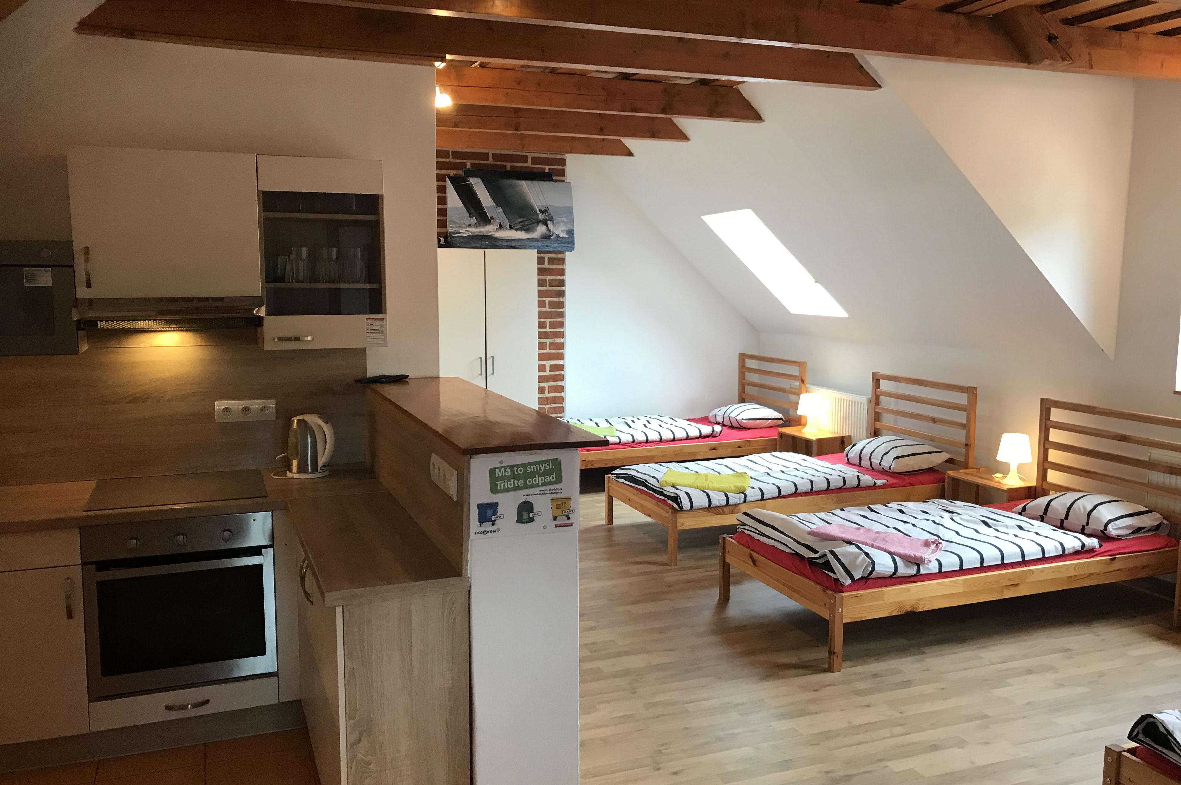 Ubytování a Vinárna U Tří grácií