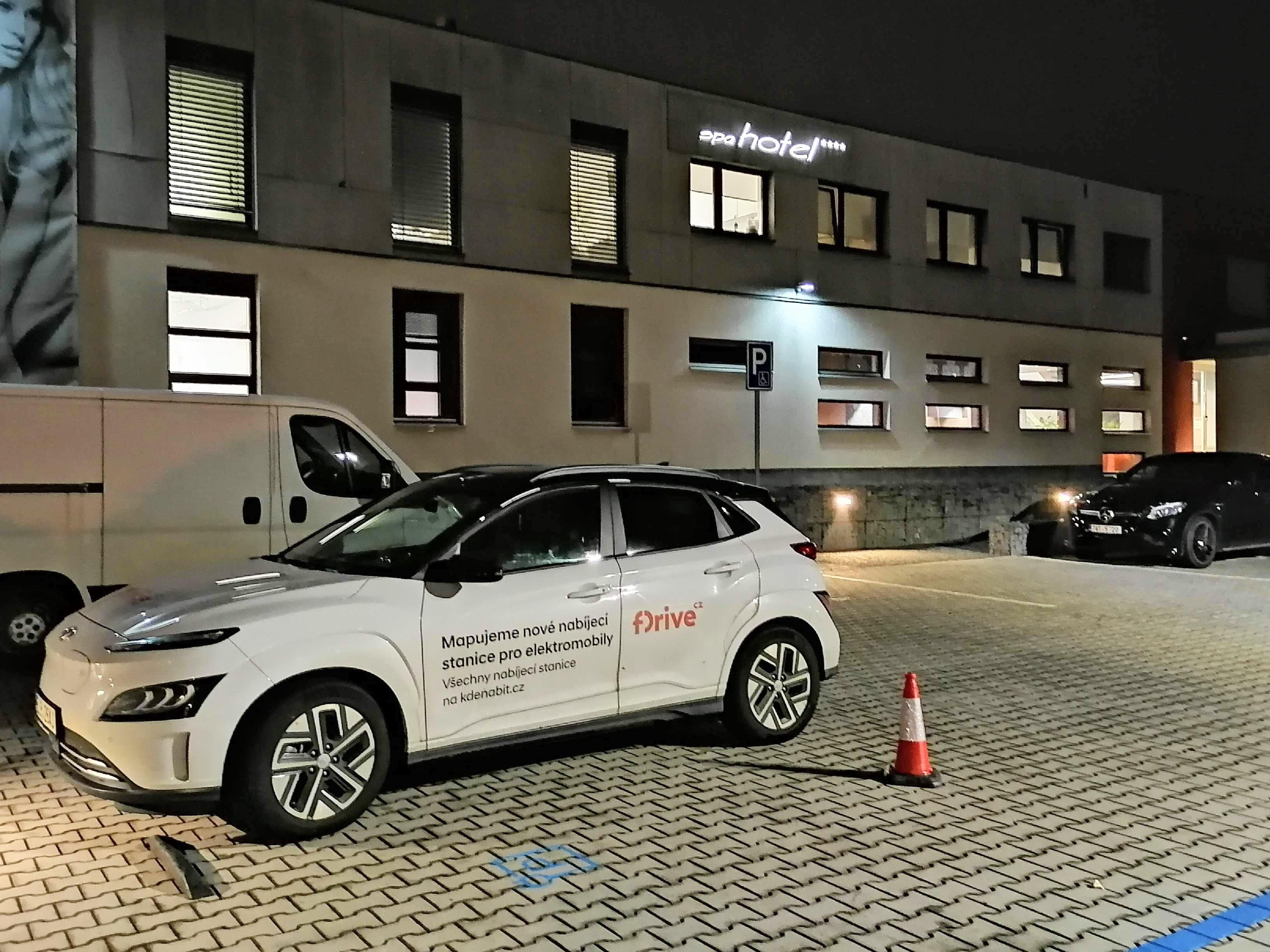 Nabíjecí stanice Hotelu Volcano foto 2
