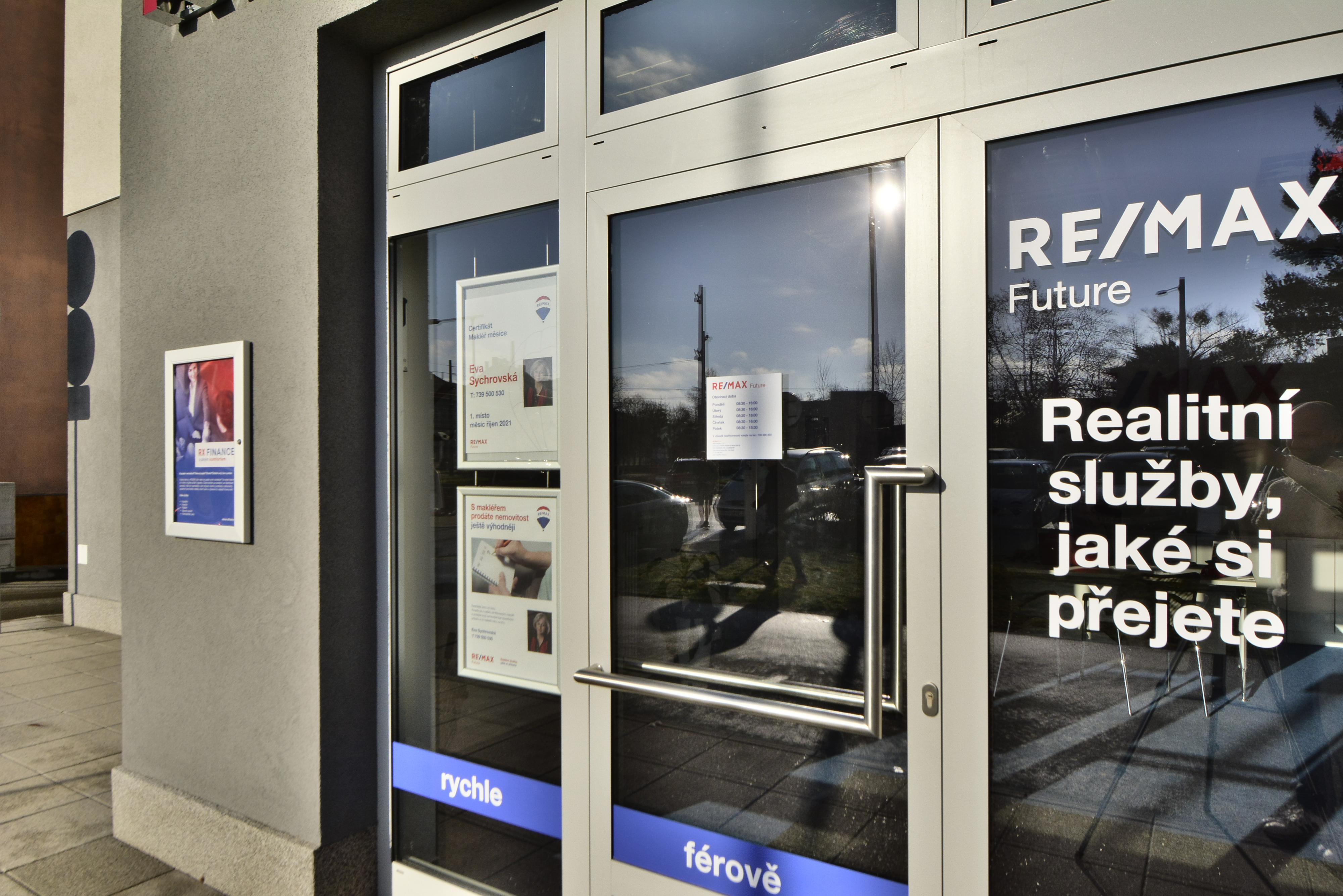 RE/MAX Future Hradec Králové foto 6