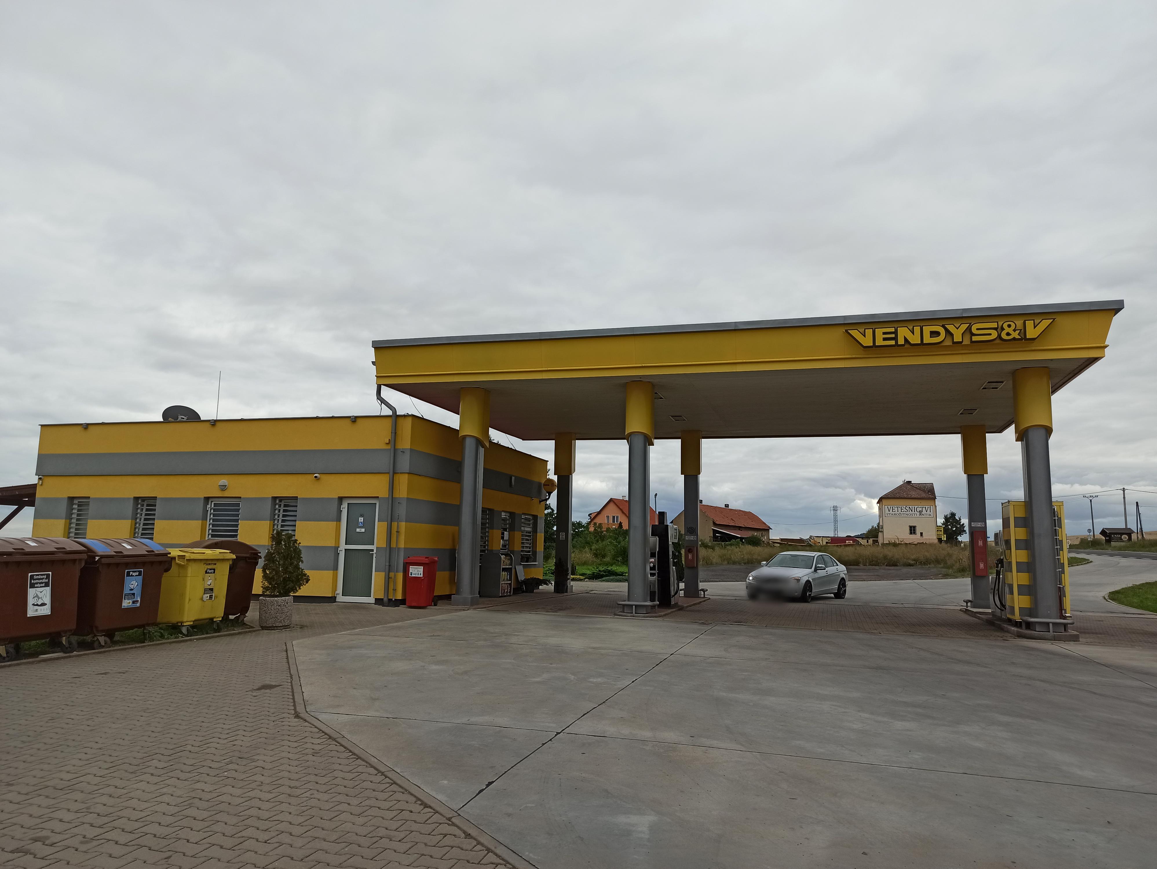 Čerpací stanice Vendys & V foto 2
