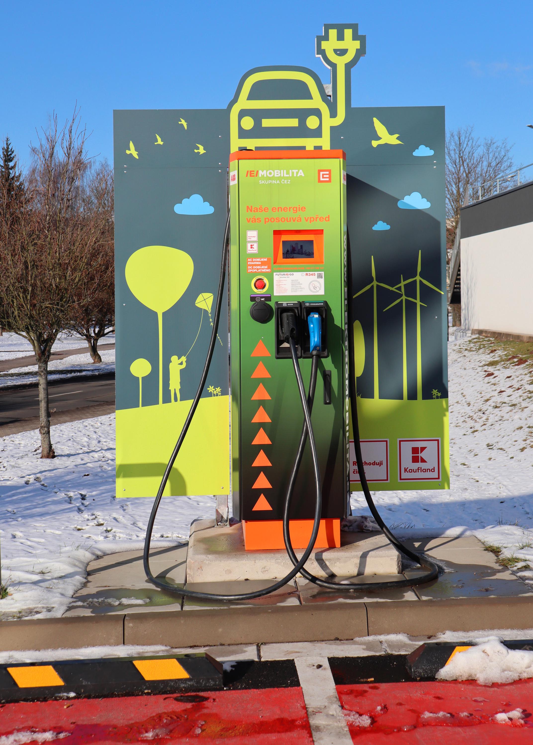 Nabíjecí stanice ČEZ foto 2