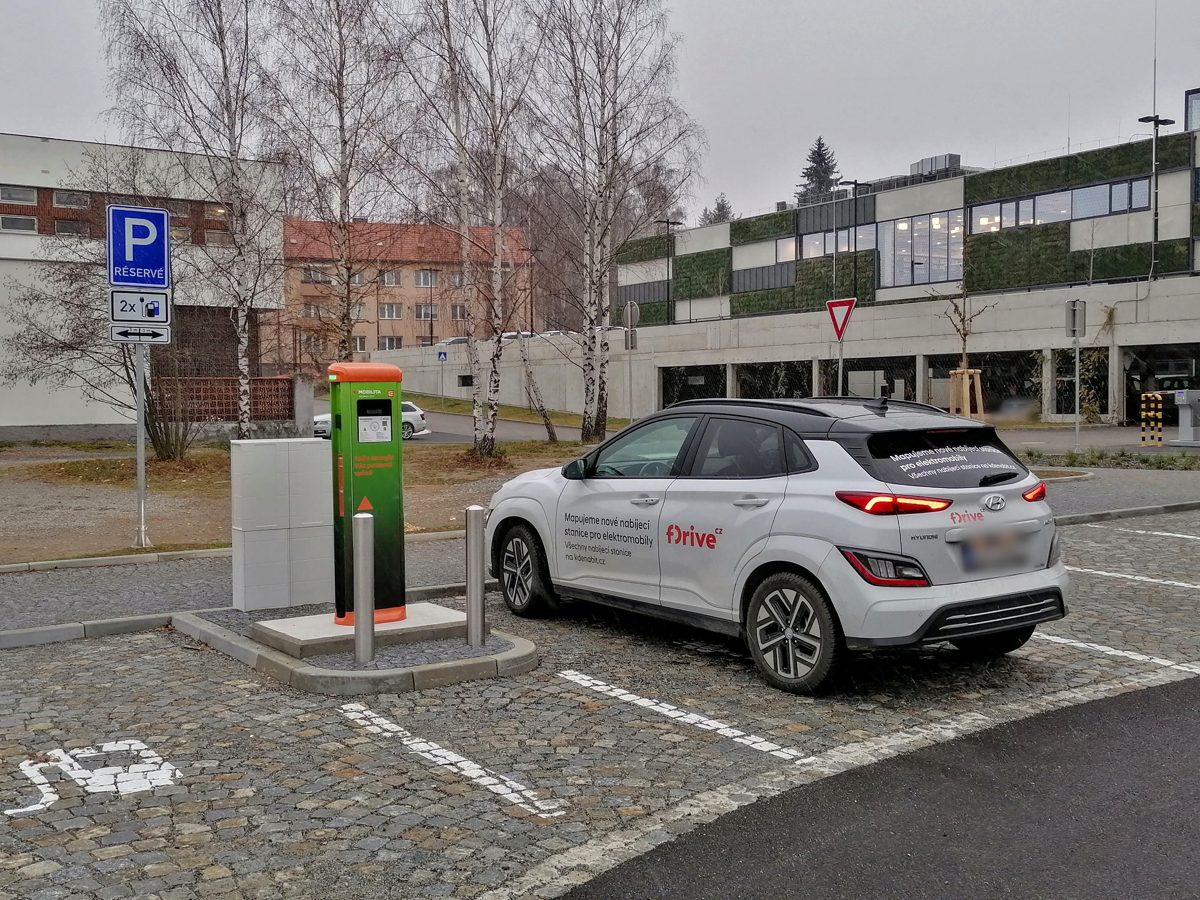 Nabíjecí stanice ČEZ