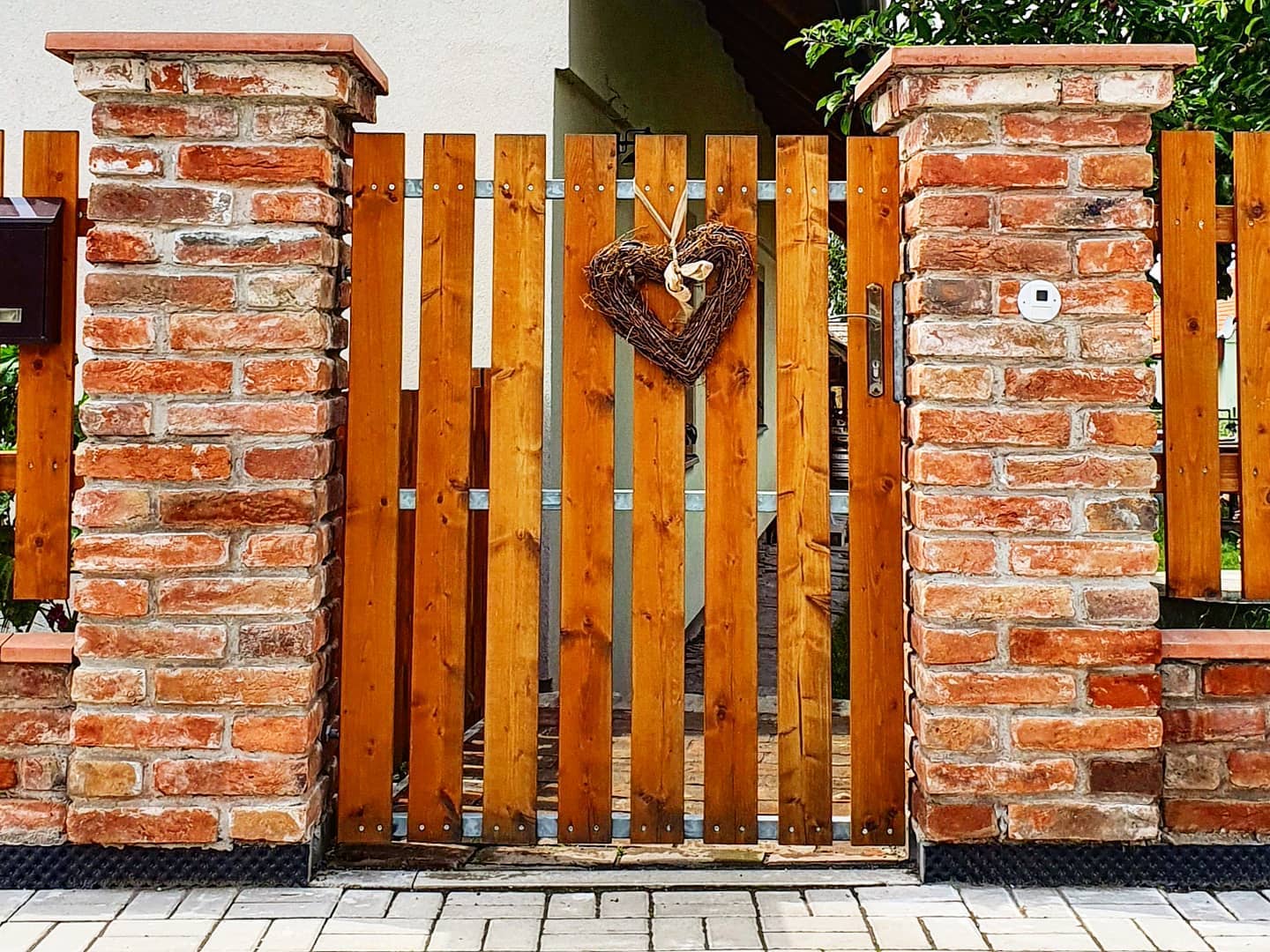 Vrata Roček s.r.o. foto 3