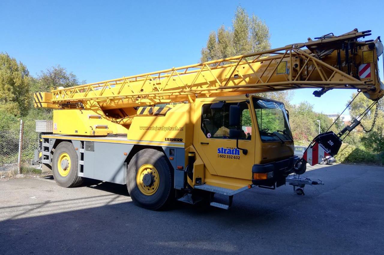 Autojeřáby René Valut