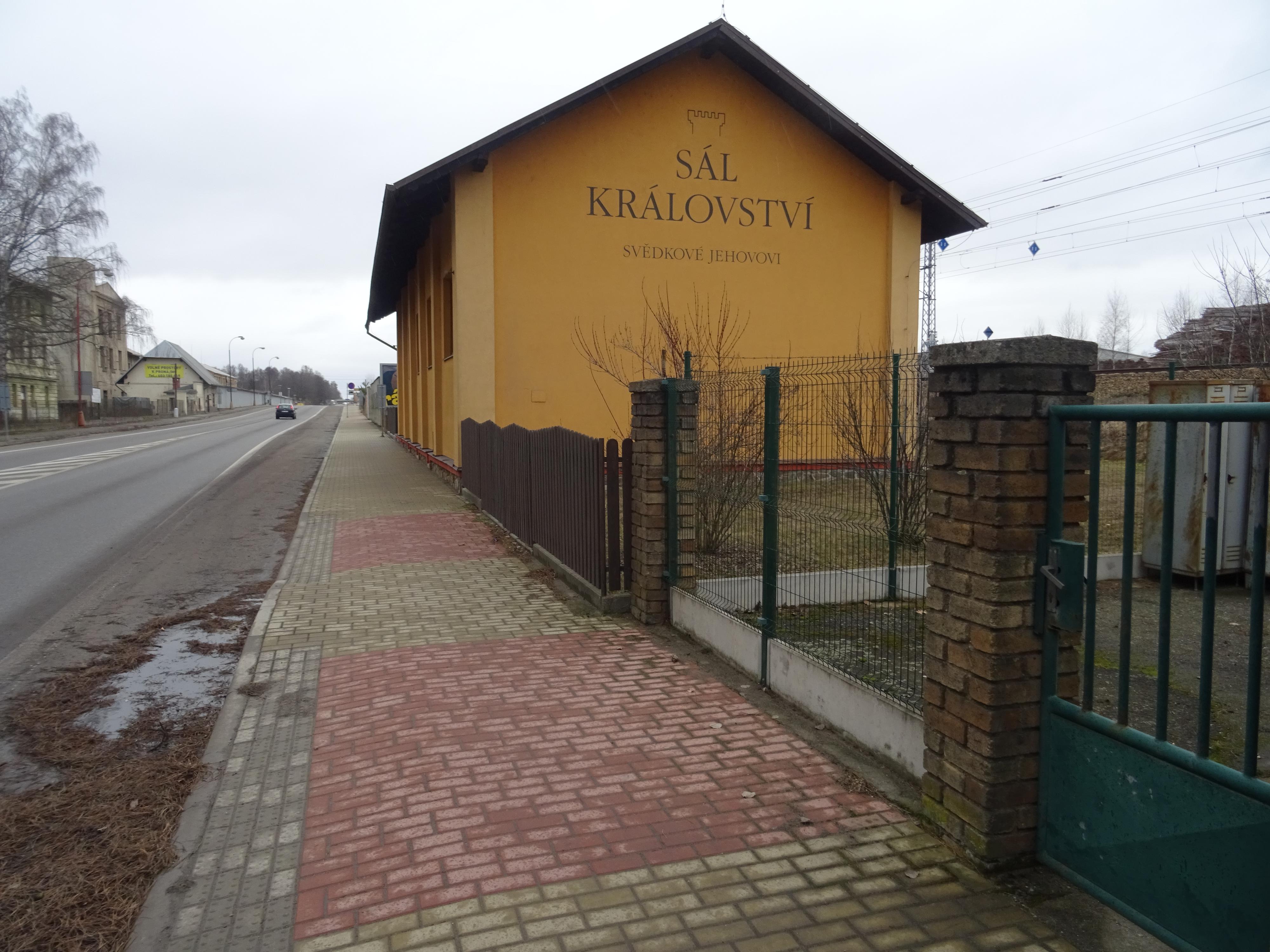 Náboženská společnost Svědkové Jehovovi foto 3