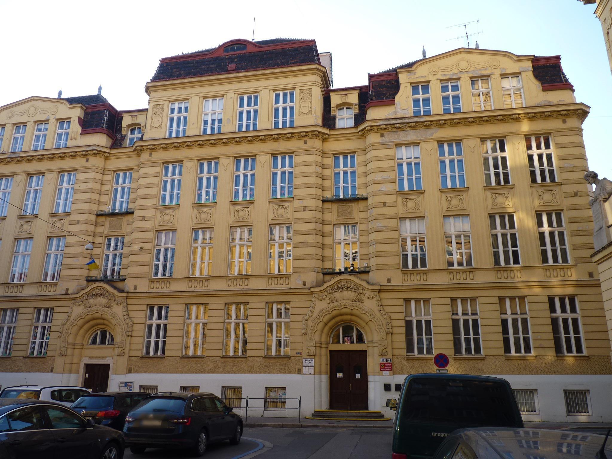 ZŠ a MŠ Brno, Křenová foto 4