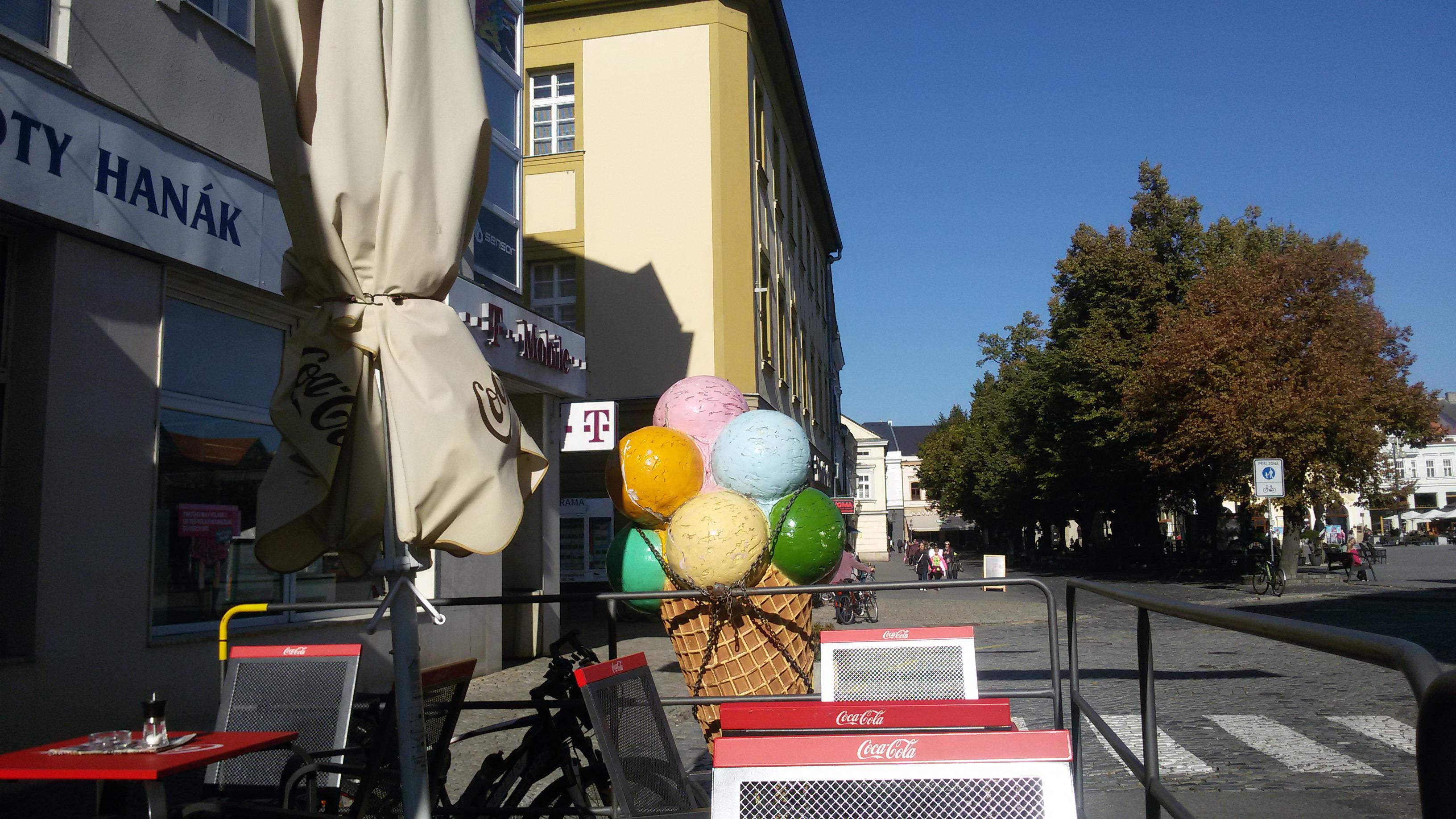 Kavárna a cukrárna AIDA foto 2