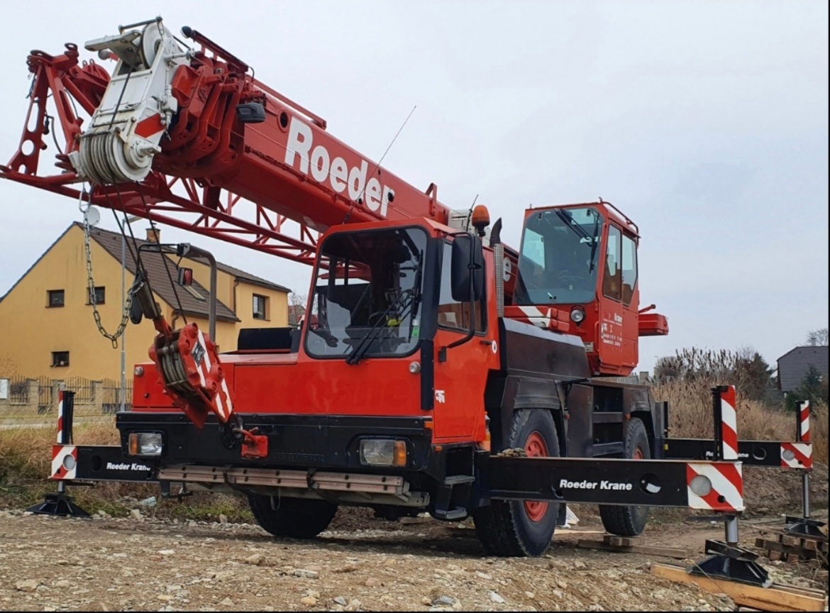 Autojeřáb Praha Ladislav Pěkný foto 3