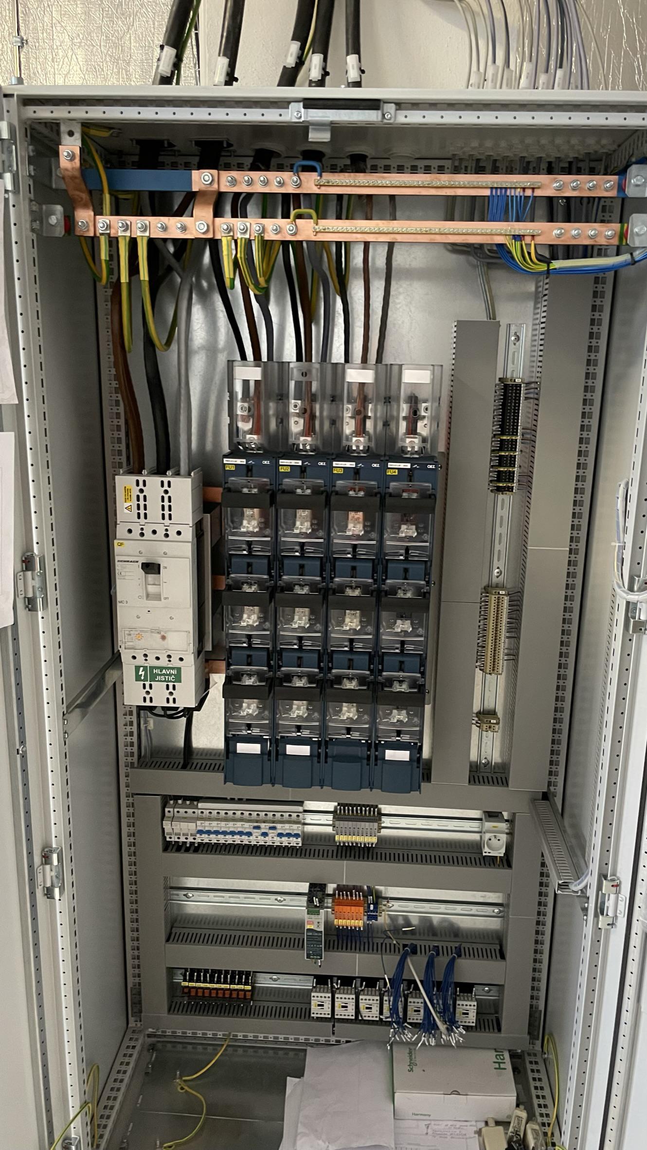 RB Electrical services foto 2